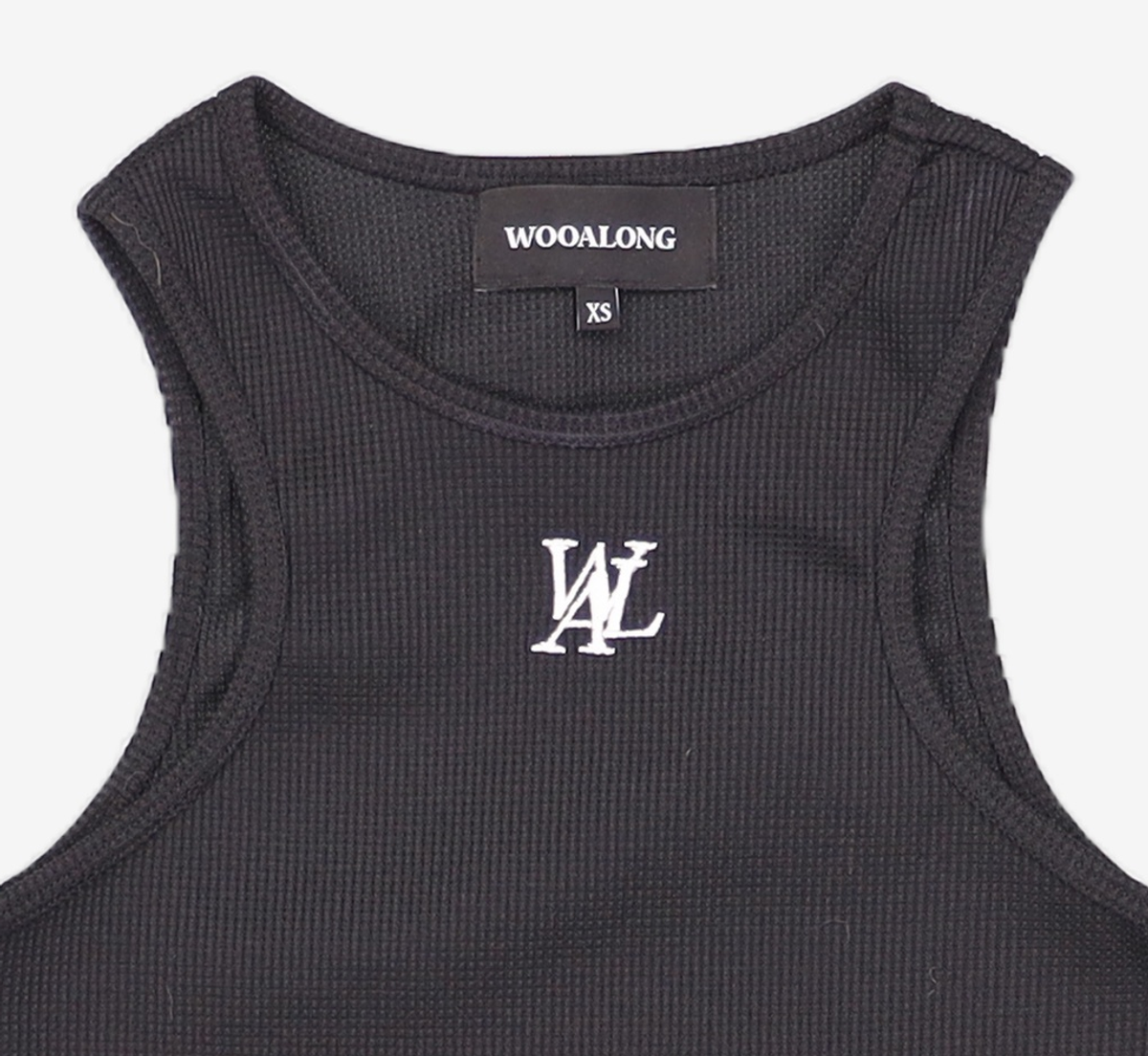 우알롱(WOOALONG) Signature waffle halter neck crop top - BLACK XS