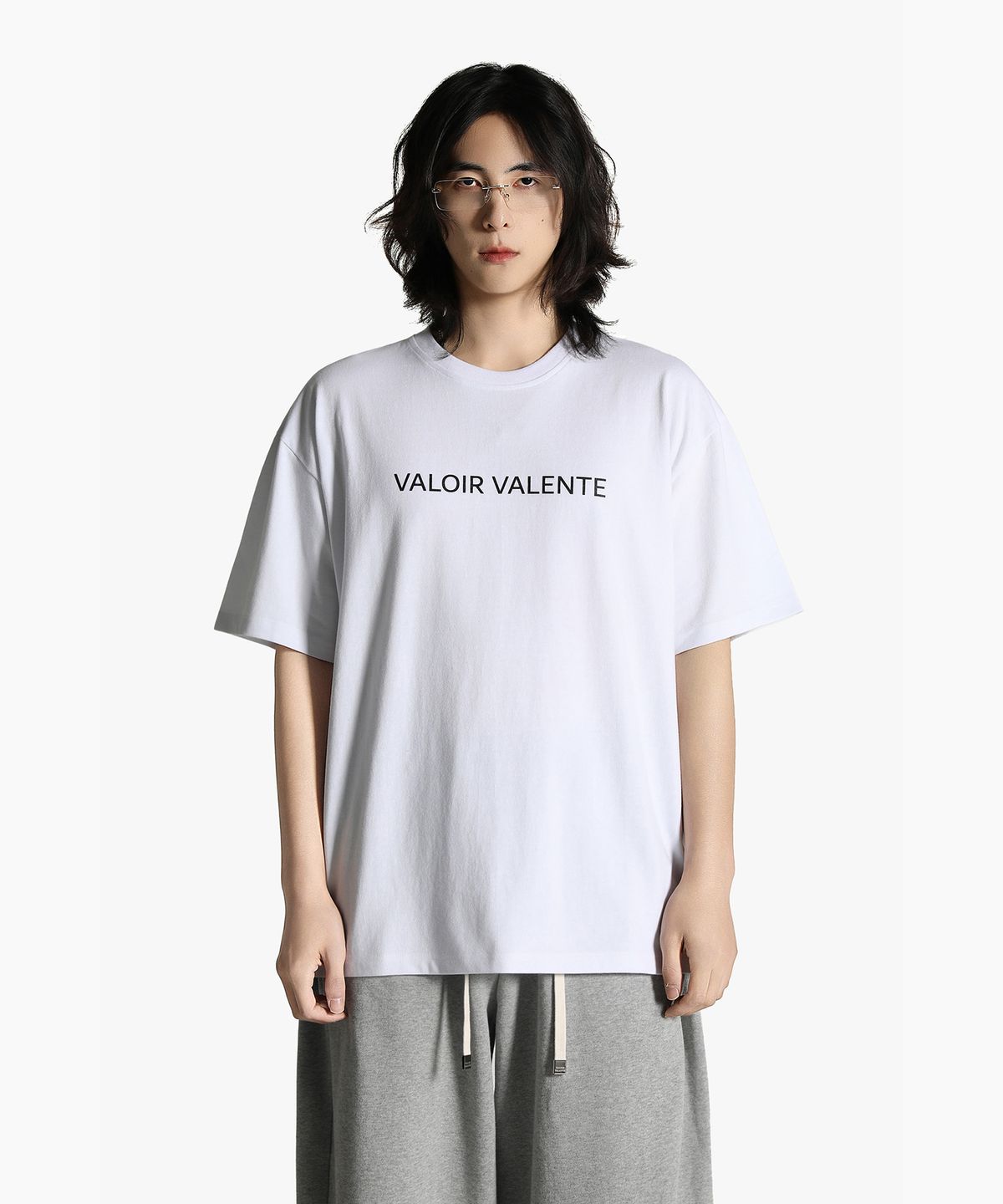 발루아발렌테(VALOIR VALENTE) 절개 반팔 크루넥 화이트