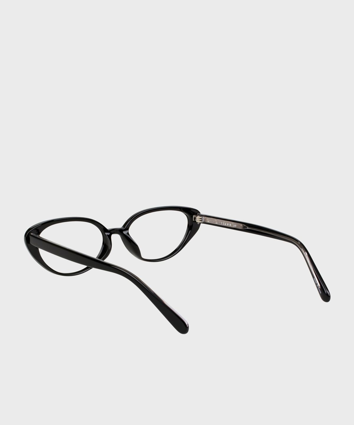 일삼사엠엠(134MM) PICKLE Shiny Black