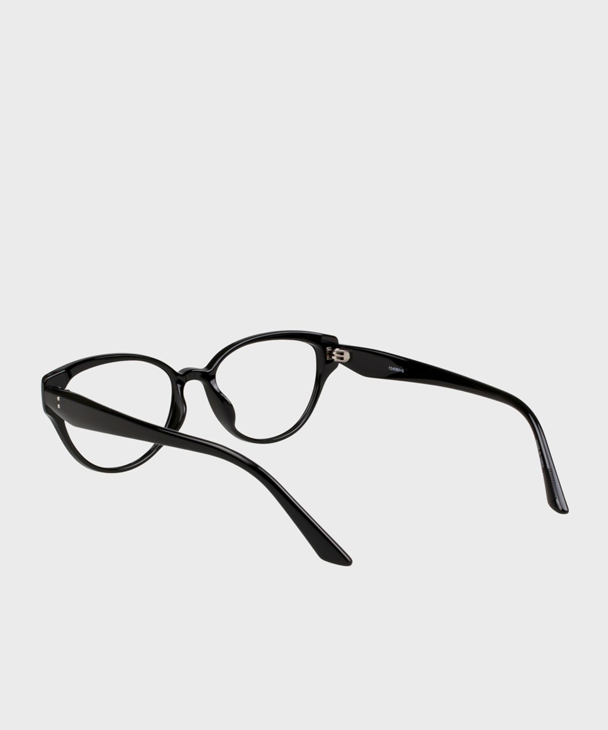 일삼사엠엠(134MM) VANILLA Shiny Black