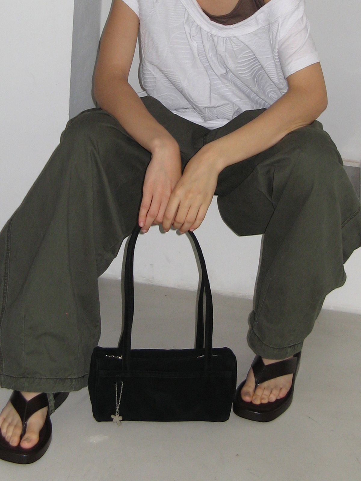 몰마농(MOLMANON) POSY BAG -BLACK