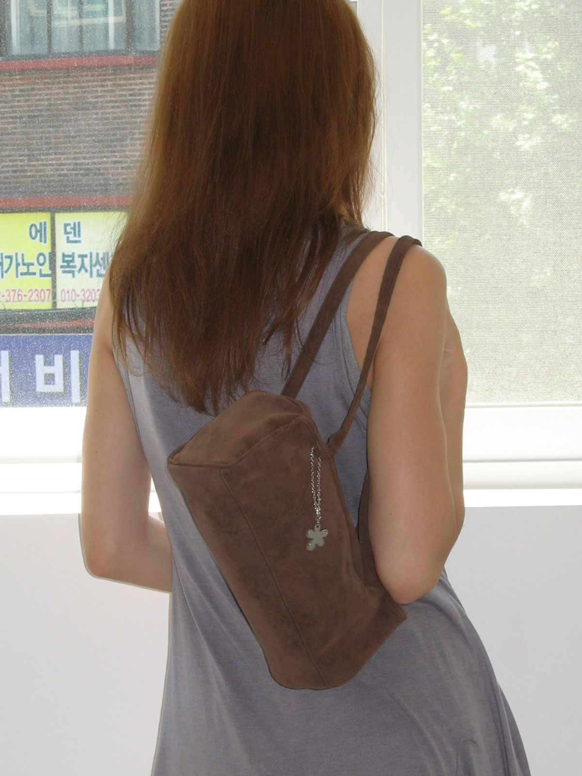 몰마농(MOLMANON) POSY BAG - BROWN