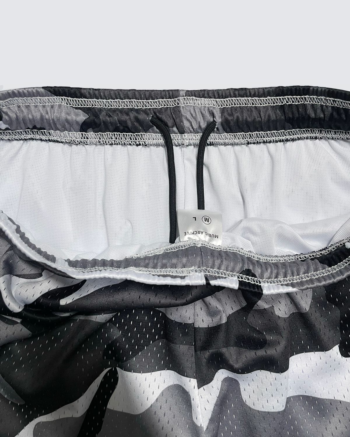 무비그아카이브(MUBIG.ARCHIVE) MA Mesh Shorts (Snow Camo)