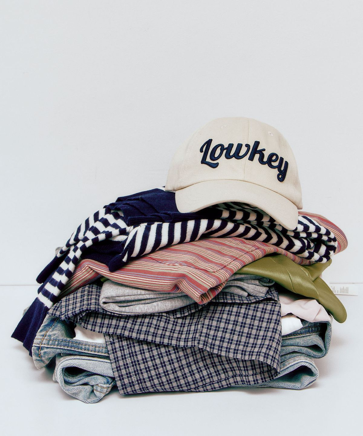 스틸로우키(STILL LOWKEY) Script Ball Cap_CREAM