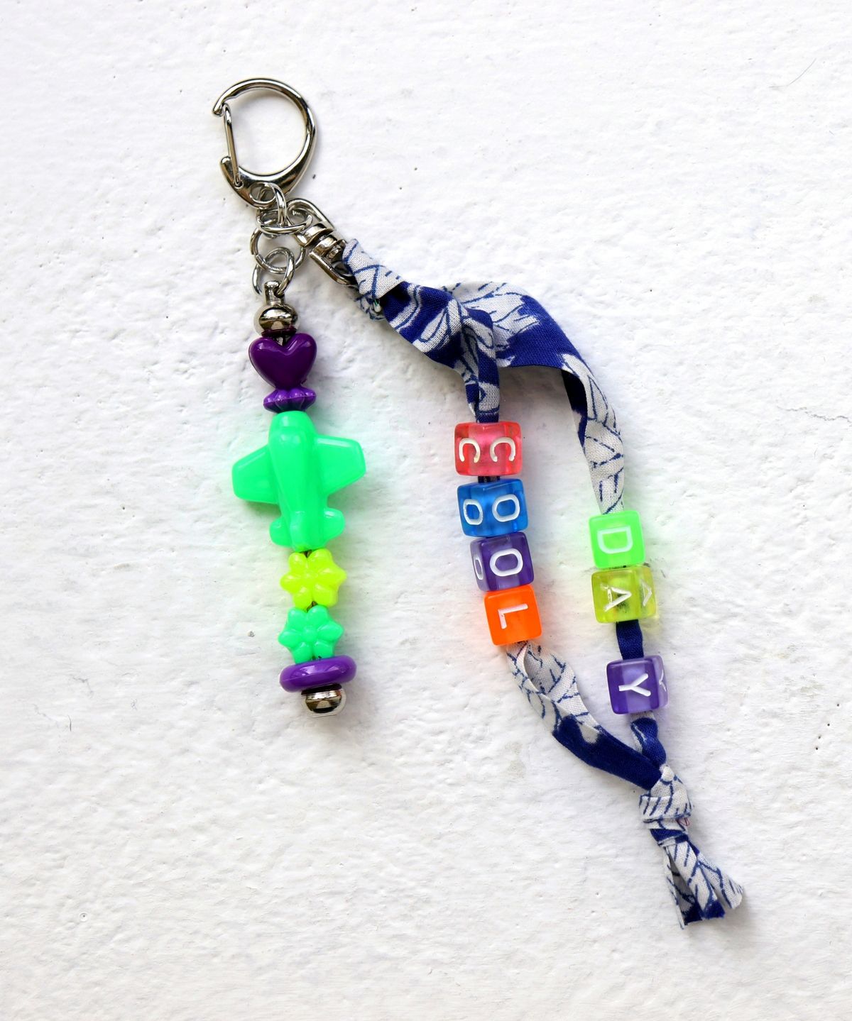 봉보(BONBEAU) Print fabric color initial key ring 프린트 패브릭 컬러 이니셜 가방 핸드폰 스트랩 키링