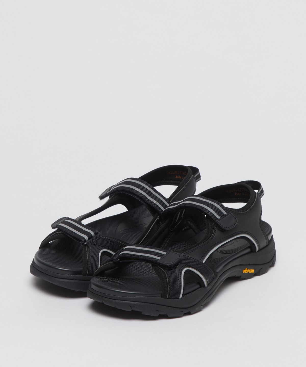 아카이브앱크(ARCHIVEPKE) [Fling-mové 001] Strap sandal(Deep sleep)_OK2AM25702BLK