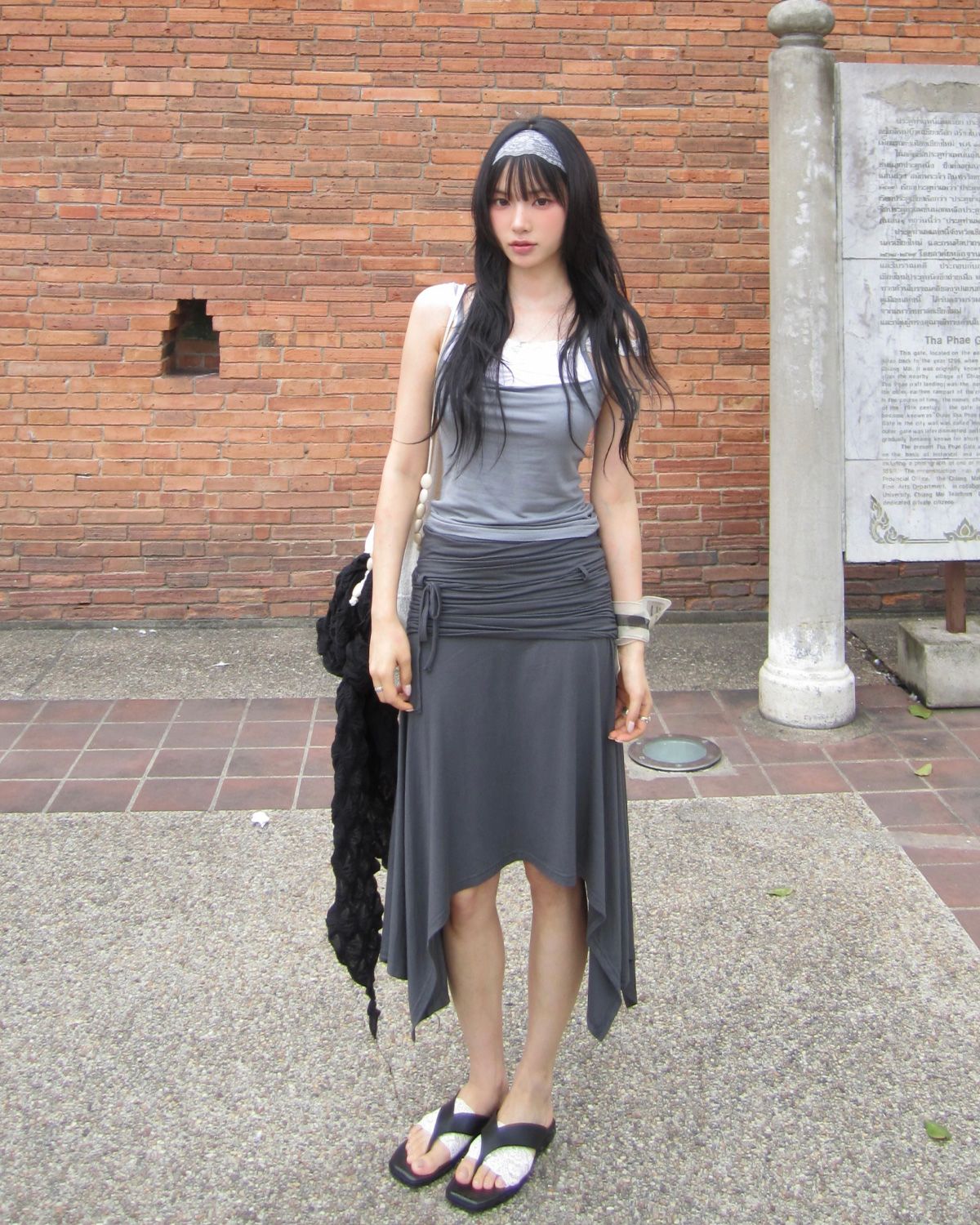 여린(YEORIN) Ash Layered Lace Cami (Grey)