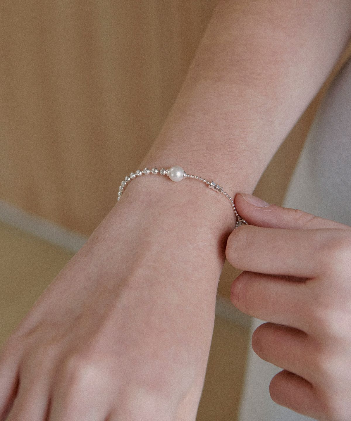 세인트스코트런던(ST.SCOTT LONDON) Dual-Cut Pearl Bracelet / STJ-BB1597WG