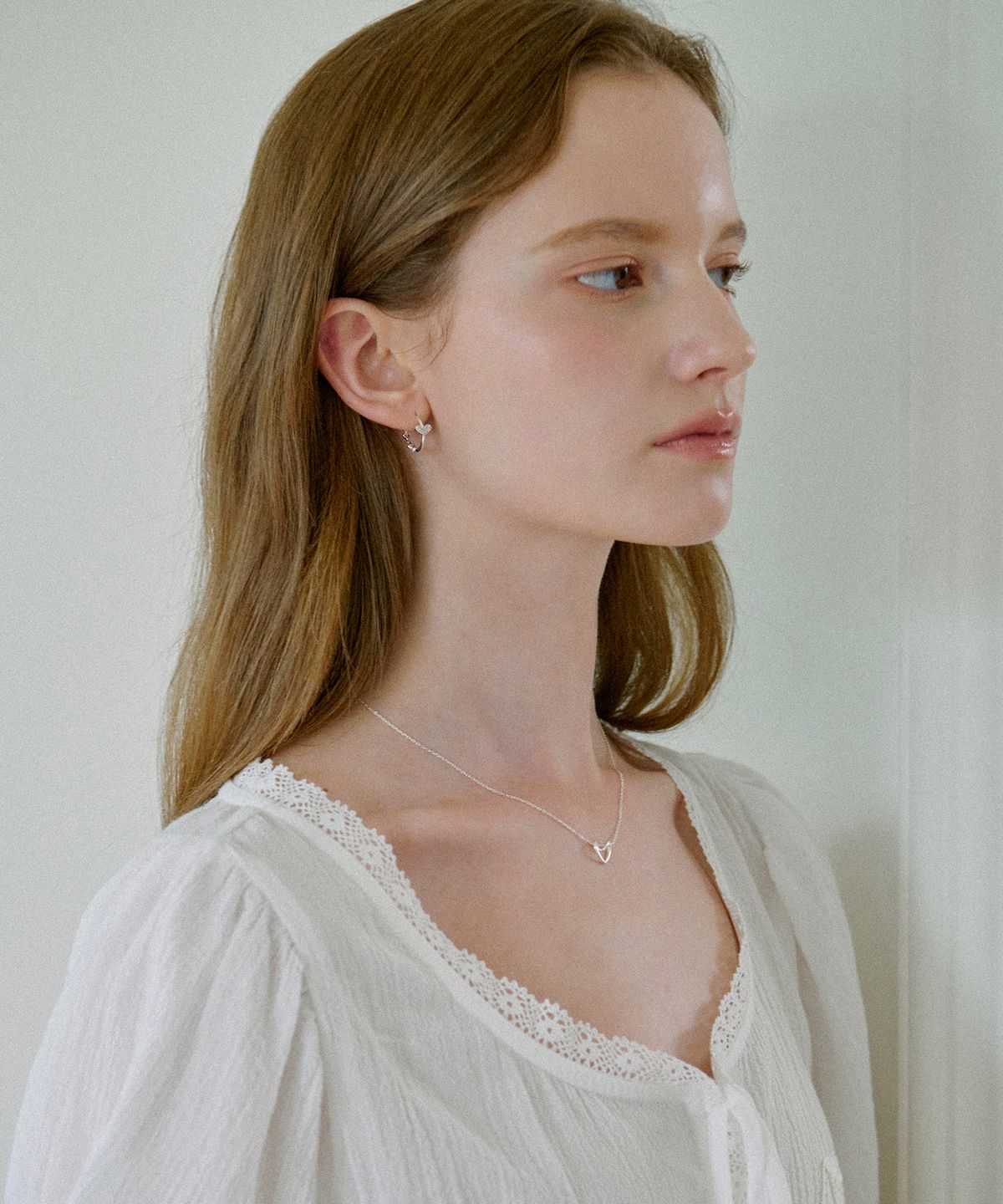 세인트스코트런던(ST.SCOTT LONDON) Heart Line Necklace / STJ-NB1723WG
