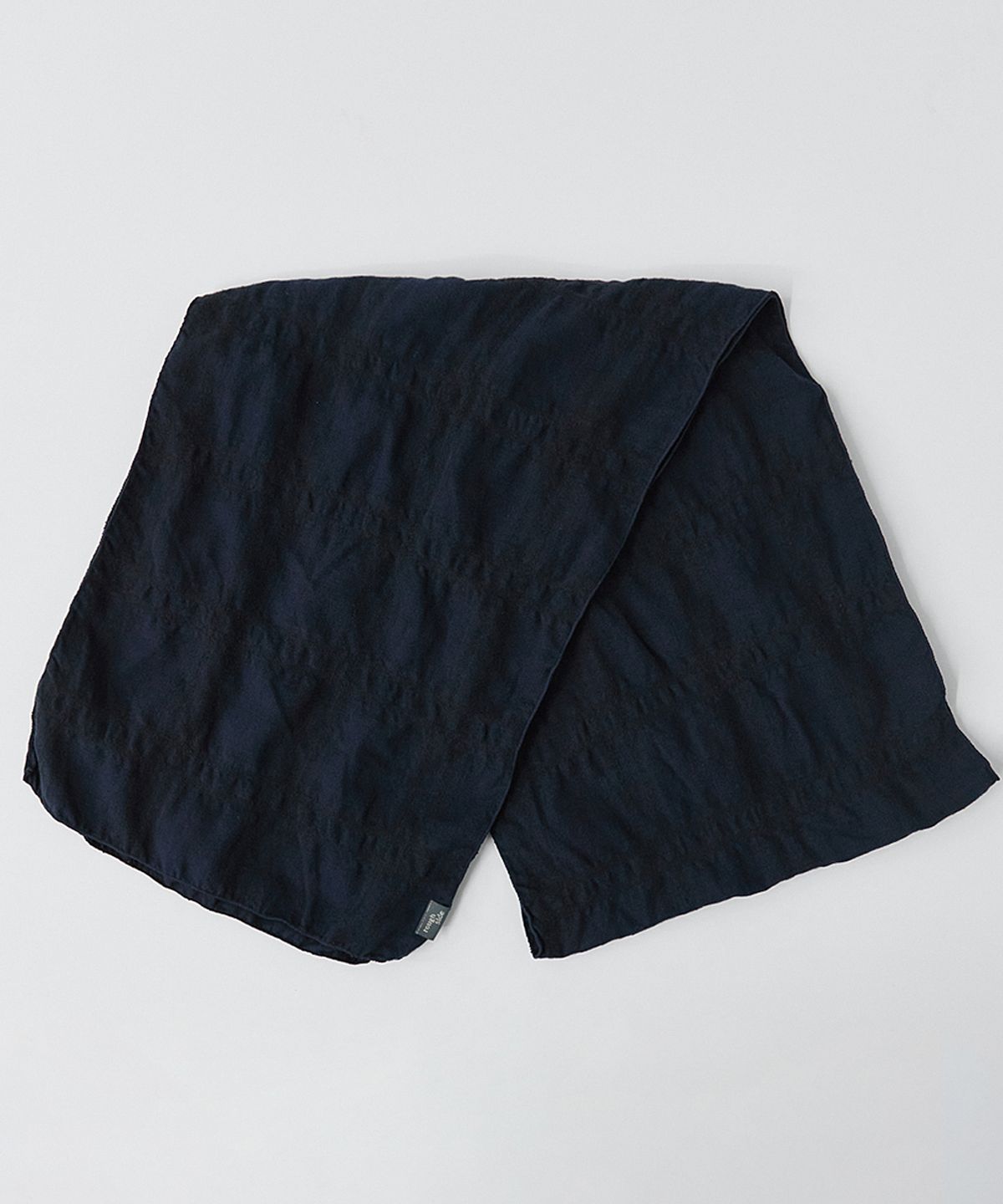 러프사이드(ROUGHSIDE) Crease Check Scarf Navy
