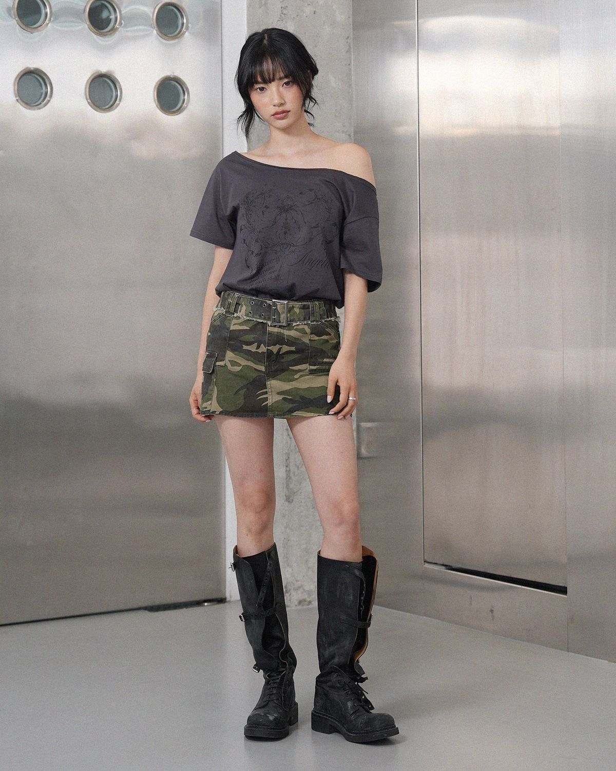 여린(YEORIN) Belted Camo Mini Skirt (Camo)