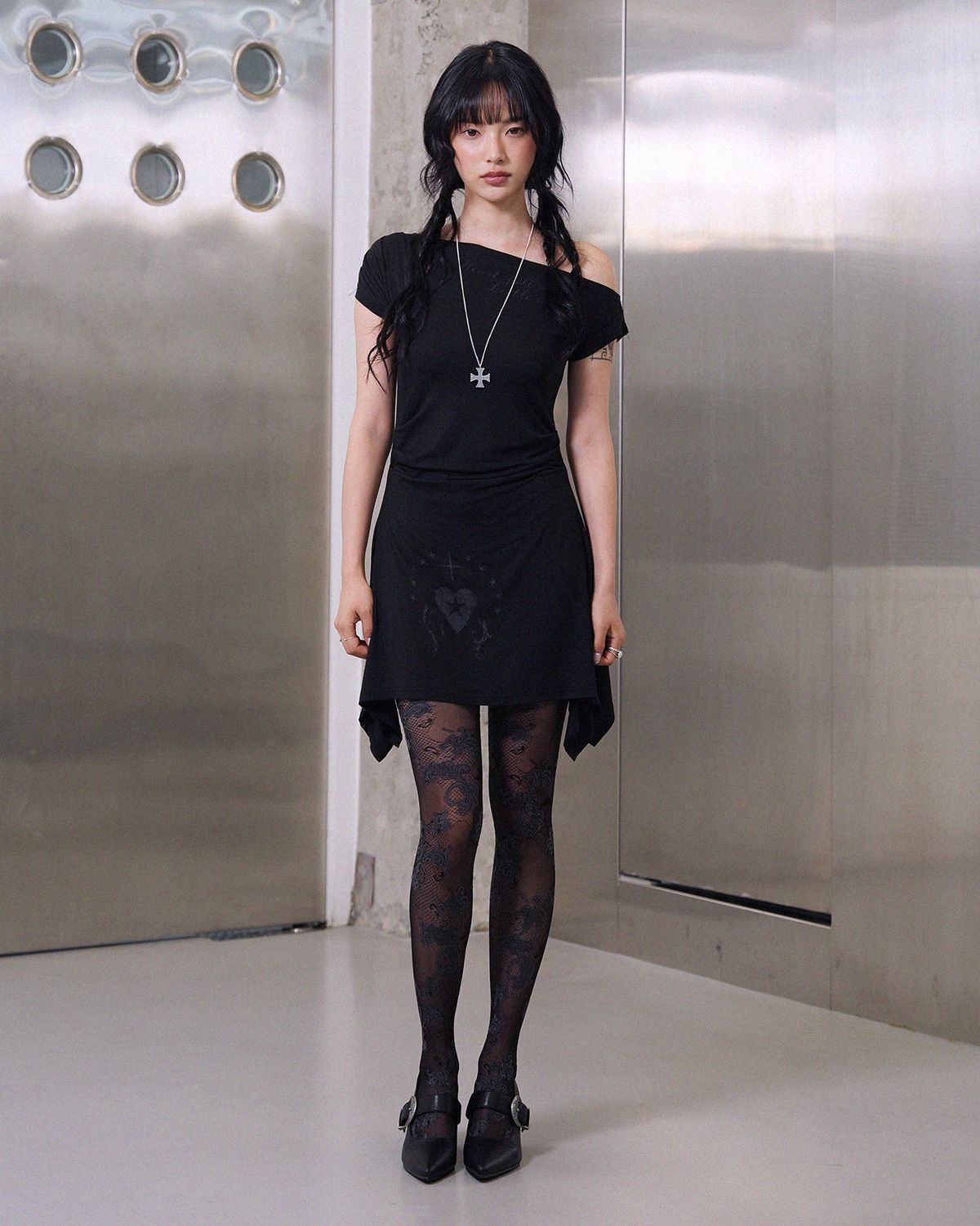 여린(YEORIN) Drape Asymmetry Dress (Black)