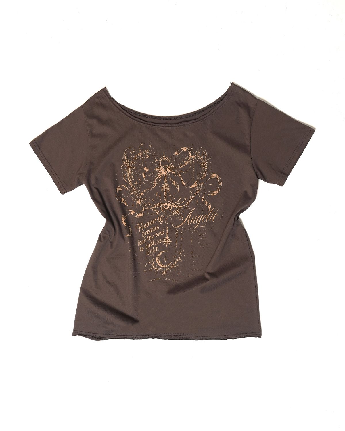 여린(YEORIN) Graphic Boat Neck Tee (Brown)