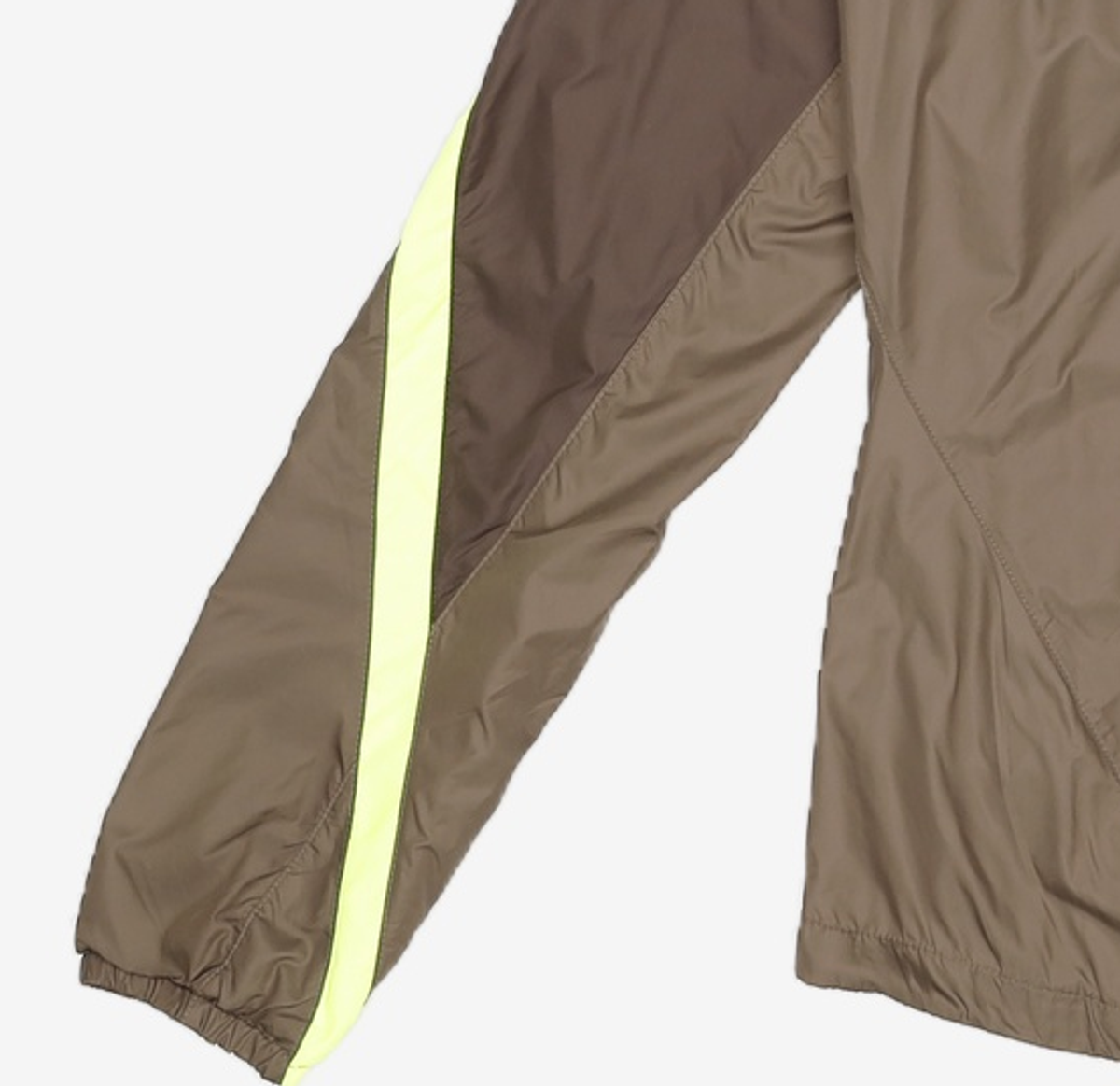 나이키(NIKE) 트레이닝 재킷 S