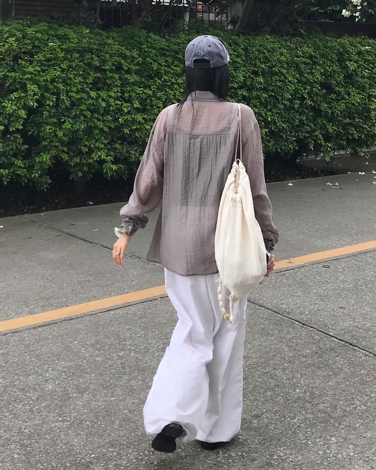 여린(YEORIN) String Parachute Pants (White)