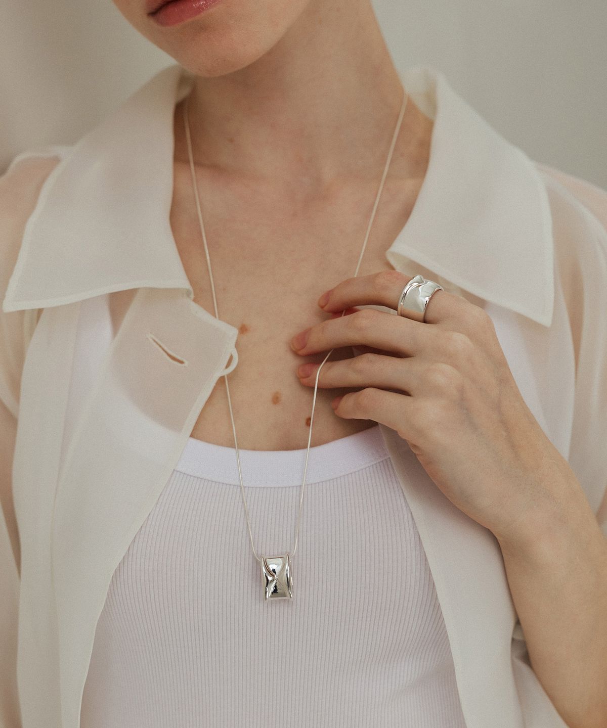 티에르노(TIERNO) N.030/EDGE BOLD NECKLACE