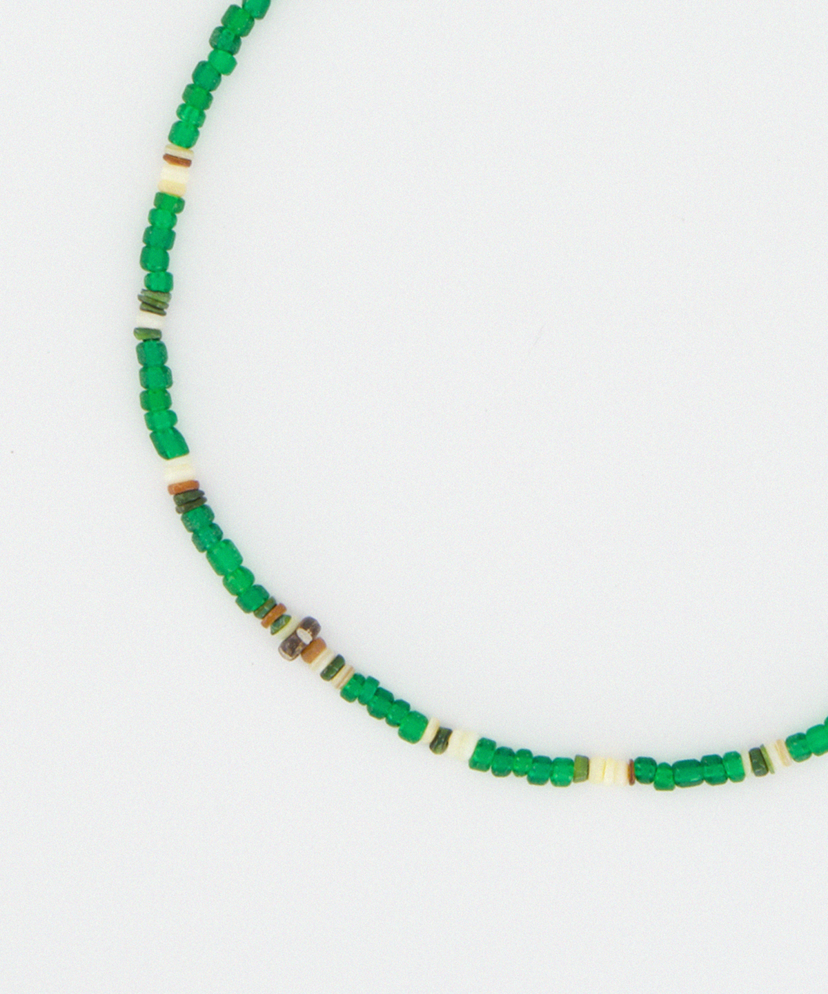 도우하브(DOUHAB) Pebble – Moss Necklace / Green