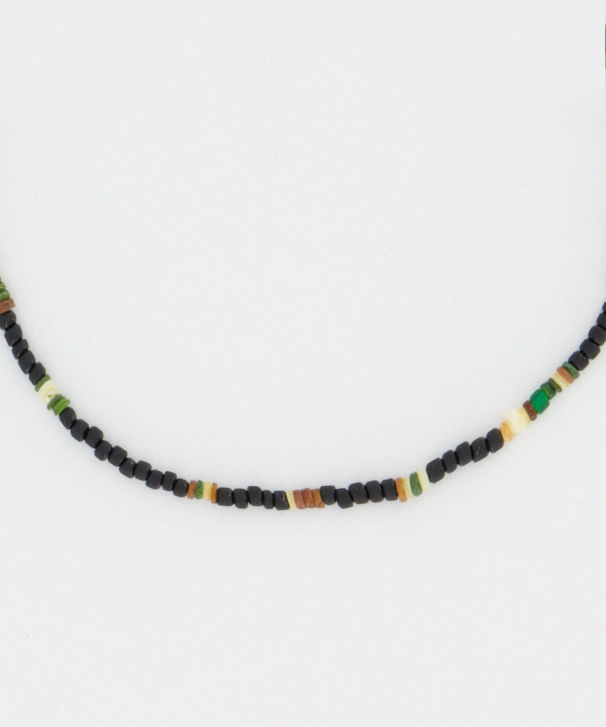 도우하브(DOUHAB) Pebble – Moss Necklace / Black