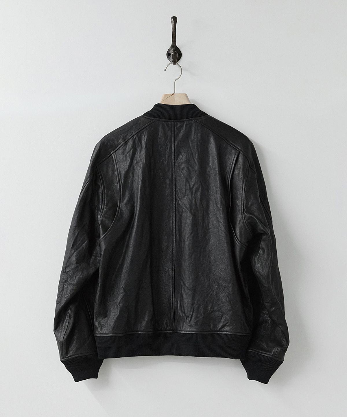 러프사이드(ROUGHSIDE) Leather Horizon Bomber Lambskin Black