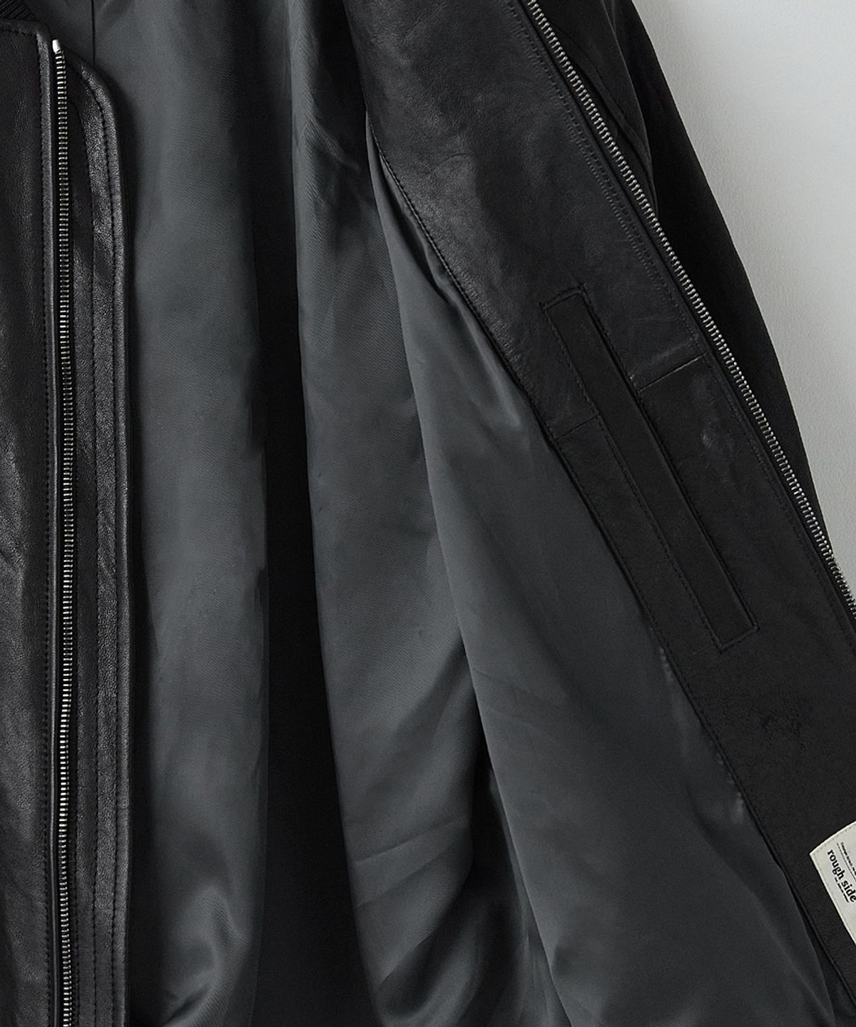 러프사이드(ROUGHSIDE) Leather Horizon Bomber Lambskin Black