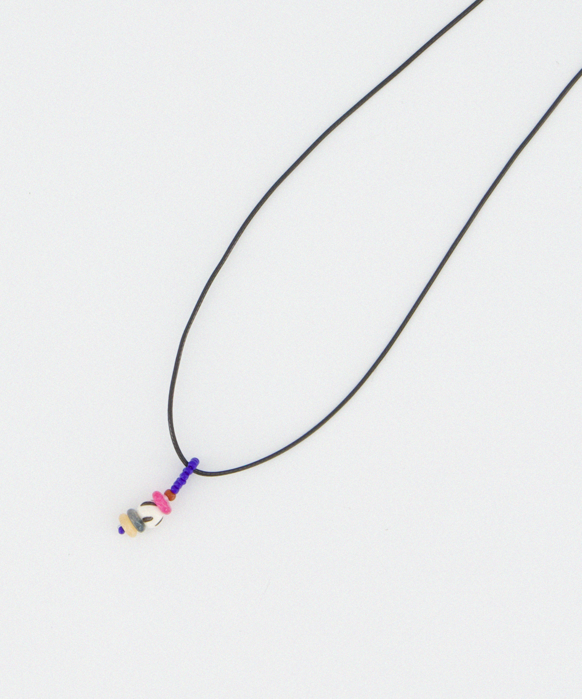 도우하브(DOUHAB) Pebble – Earth Pendant
