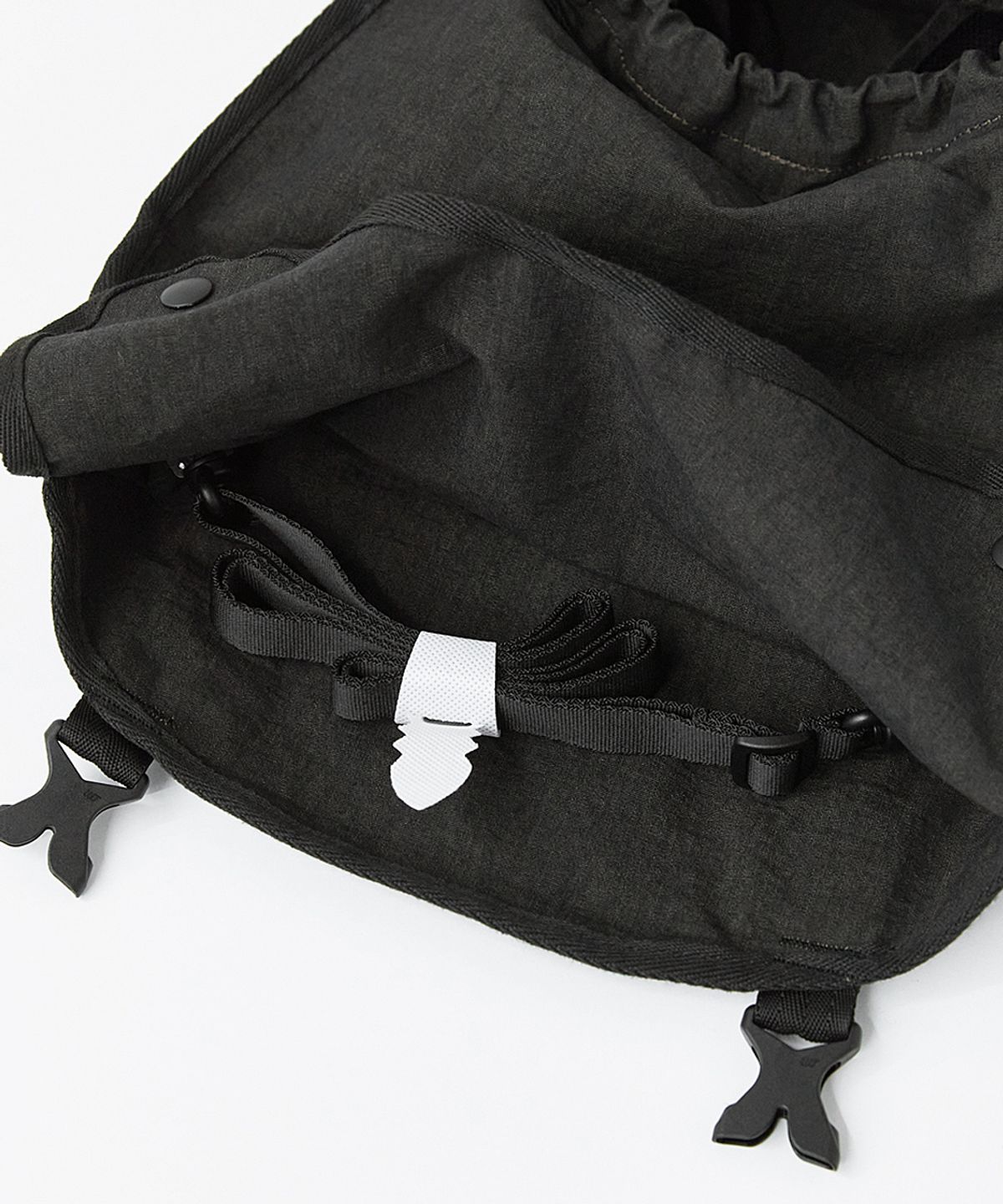 러프사이드(ROUGHSIDE) Canteen Backpack Charcoal