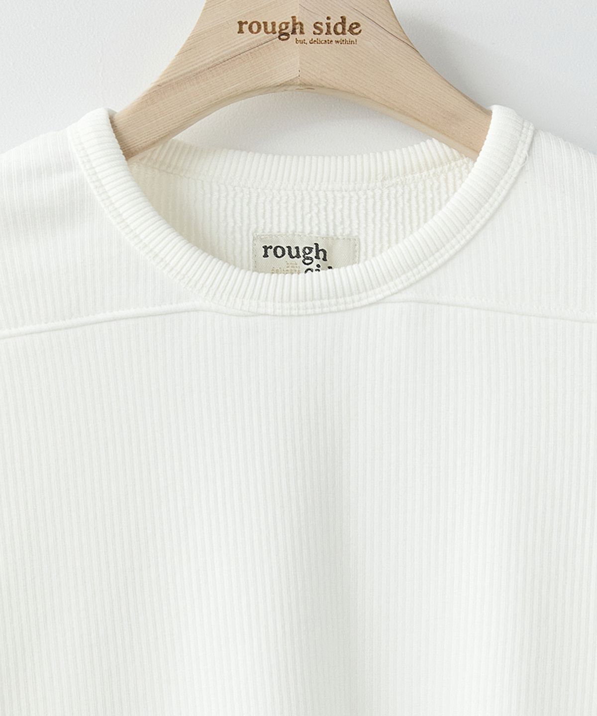 러프사이드(ROUGHSIDE) Fumble Long Sleeve Off White