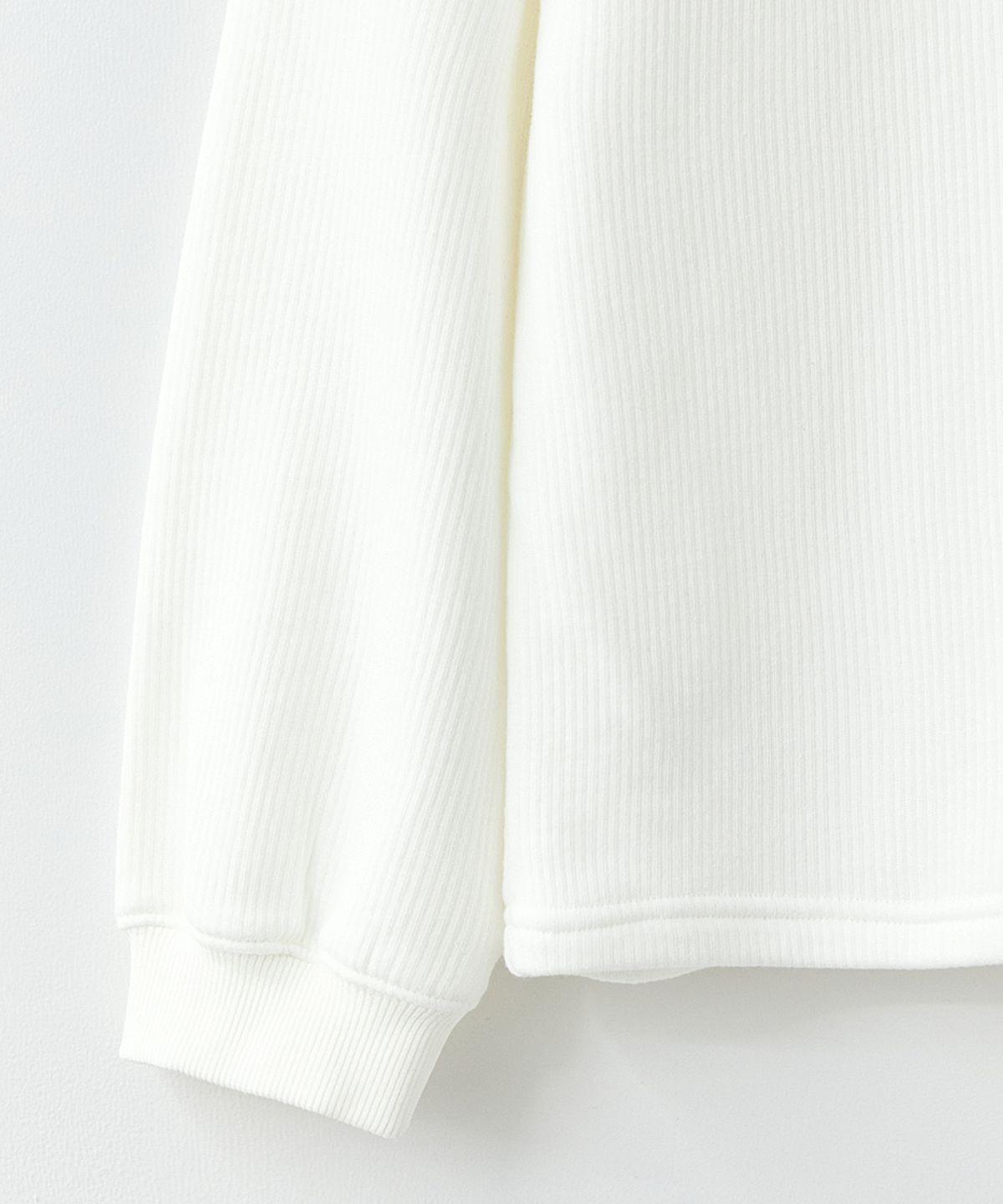러프사이드(ROUGHSIDE) Fumble Long Sleeve Off White