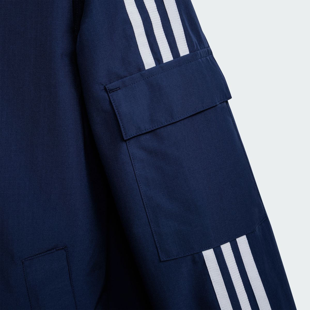 아디다스(ADIDAS) 스택 트랙 재킷 (젠더 뉴트럴) KV8850