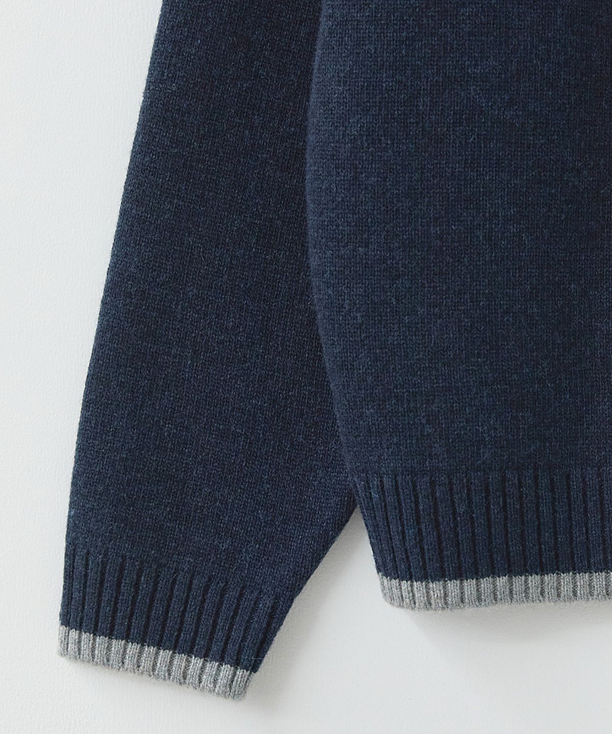 러프사이드(ROUGHSIDE) Hazel Knit Navy