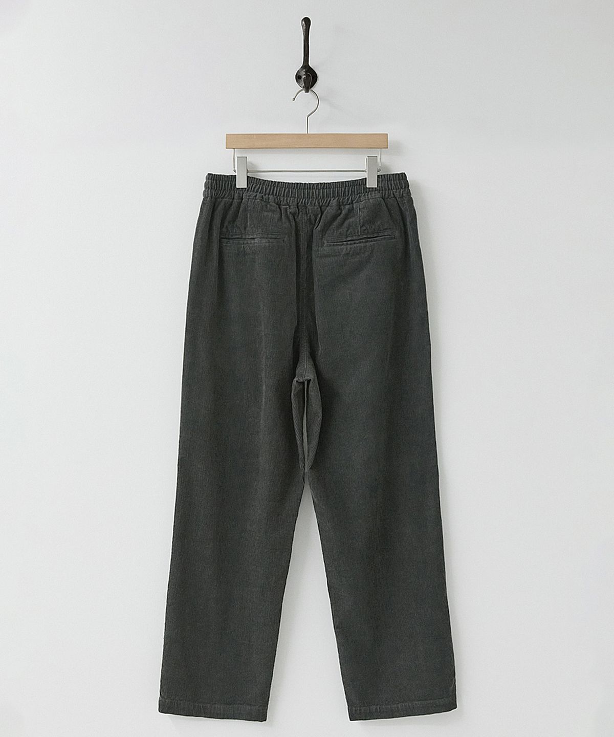러프사이드(ROUGHSIDE) Dweller Cord Pants Charcoal