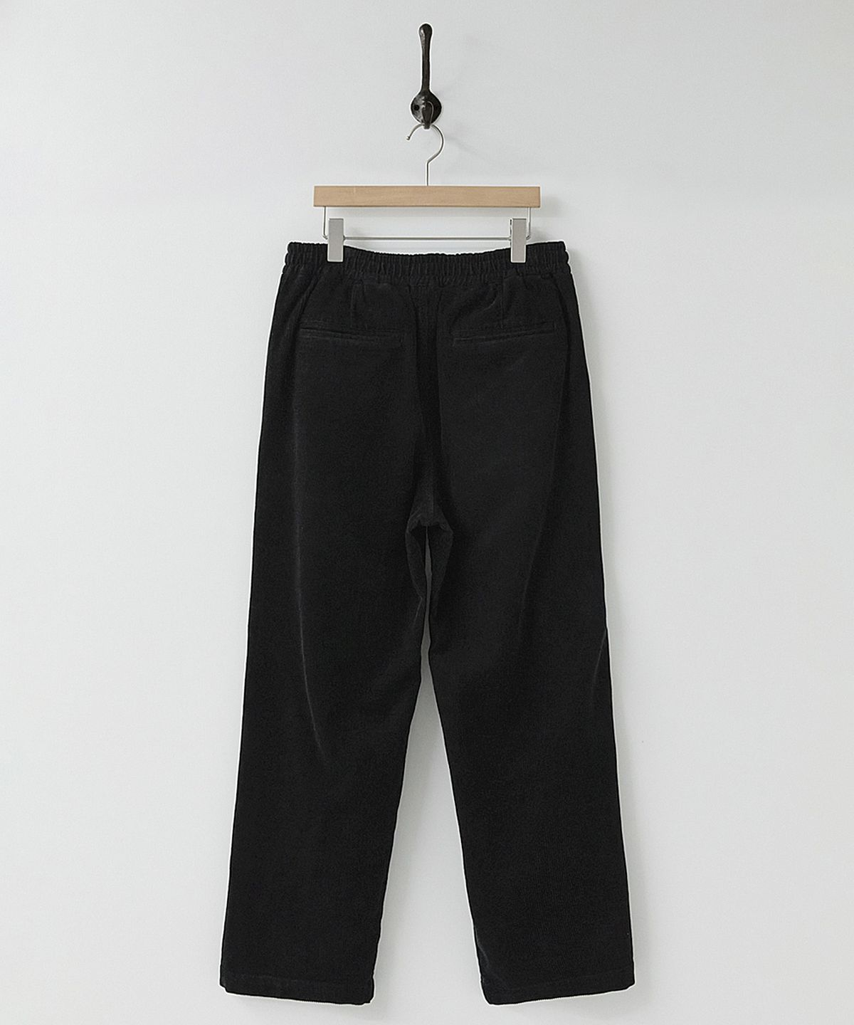 러프사이드(ROUGHSIDE) Dweller Cord Pants Black