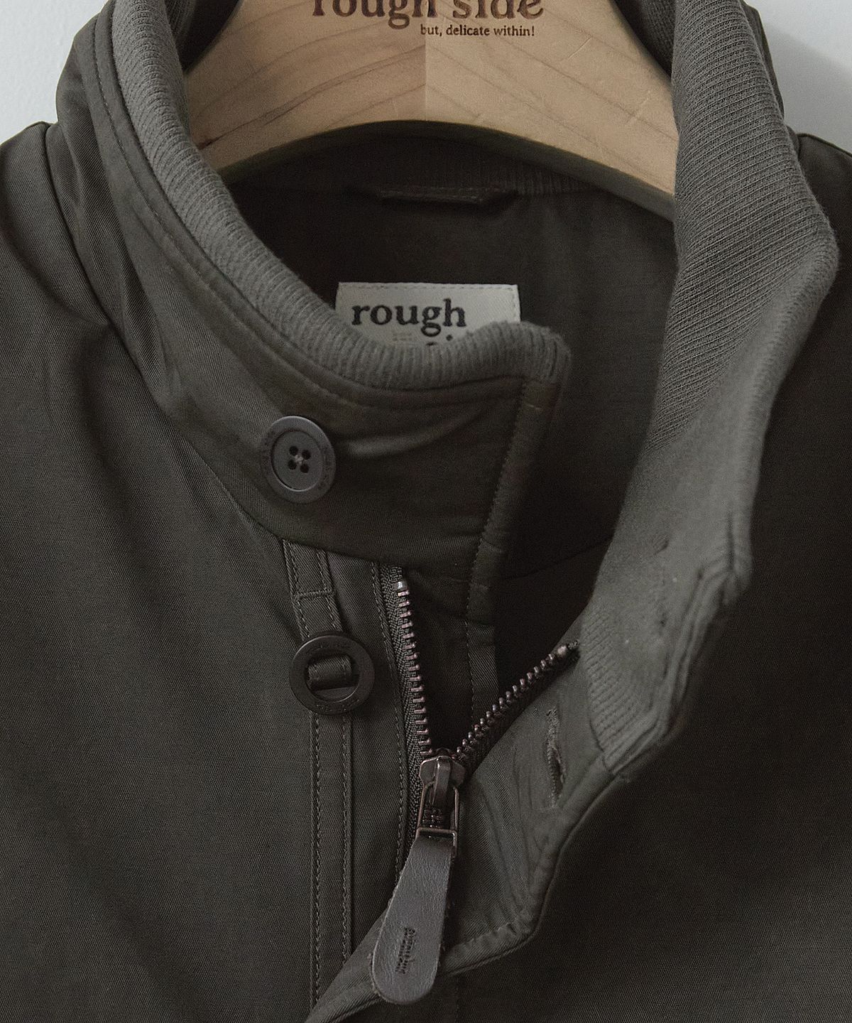 러프사이드(ROUGHSIDE) Thermal Jumper (Insulation) Bark