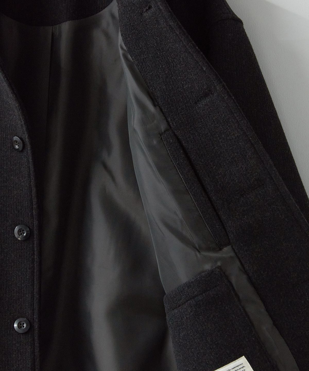 러프사이드(ROUGHSIDE) League Bomber Ash Black