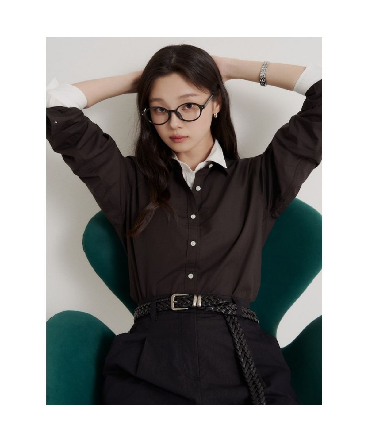 빈폴 레이디스(BEANPOLE LADIES) [Essential] 포플린 솔리드 릴랙스핏 셔츠  브라운