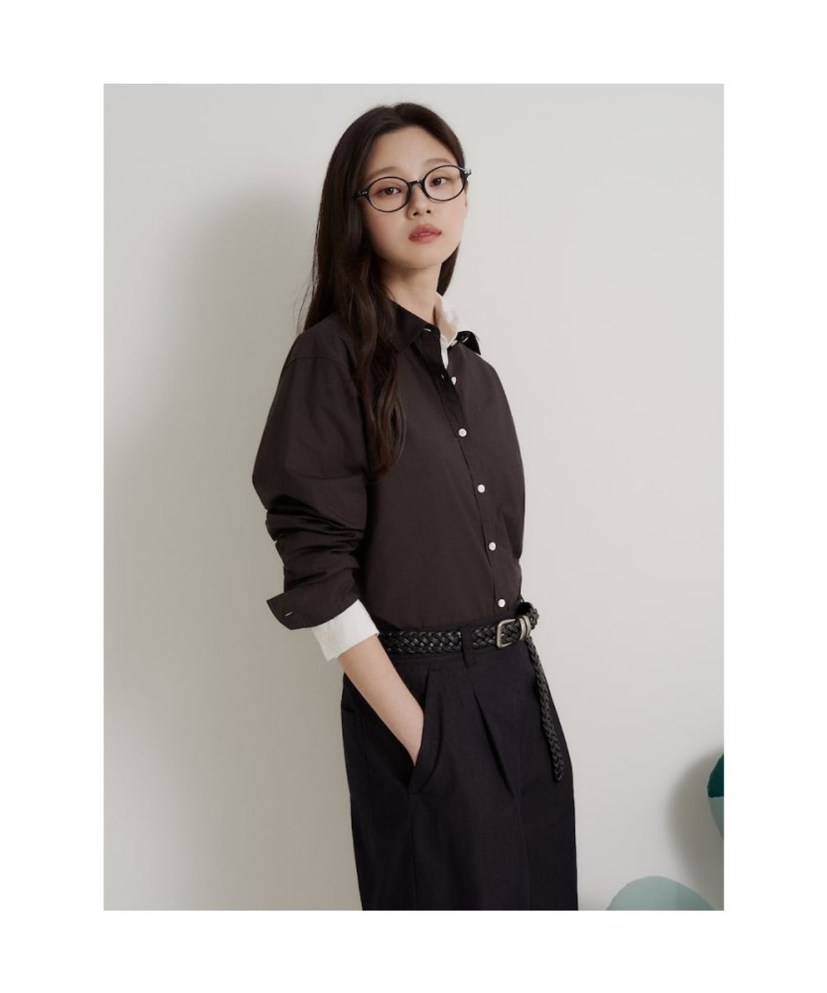 빈폴 레이디스(BEANPOLE LADIES) [Essential] 포플린 솔리드 릴랙스핏 셔츠  브라운