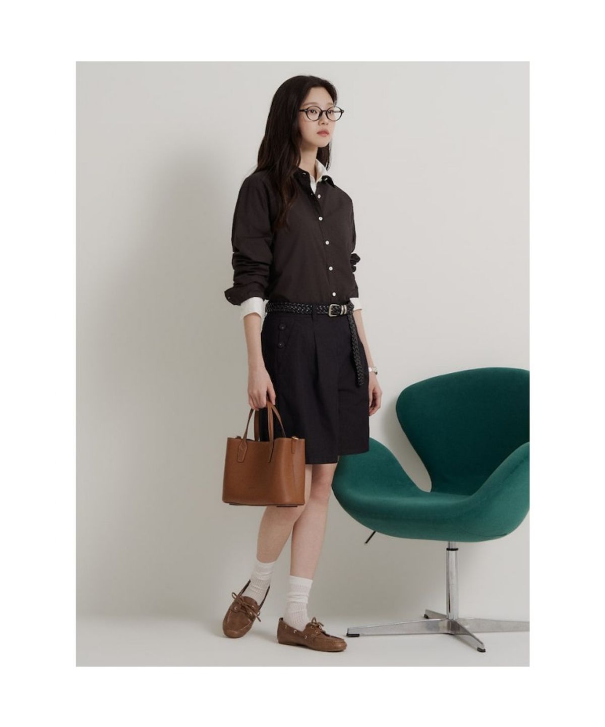 빈폴 레이디스(BEANPOLE LADIES) [Essential] 포플린 솔리드 릴랙스핏 셔츠  브라운