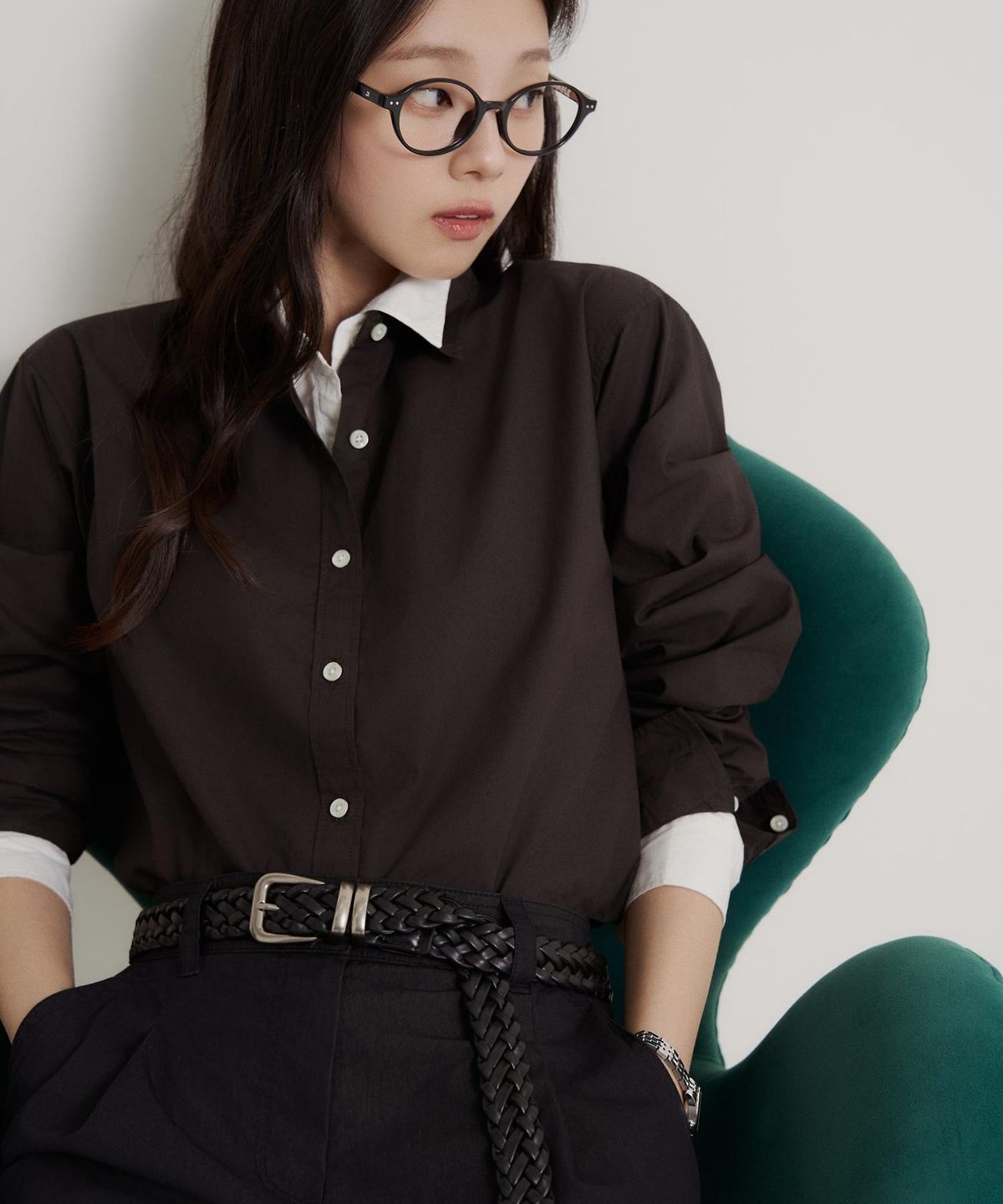 빈폴 레이디스(BEANPOLE LADIES) [Essential] 포플린 솔리드 릴랙스핏 셔츠  브라운