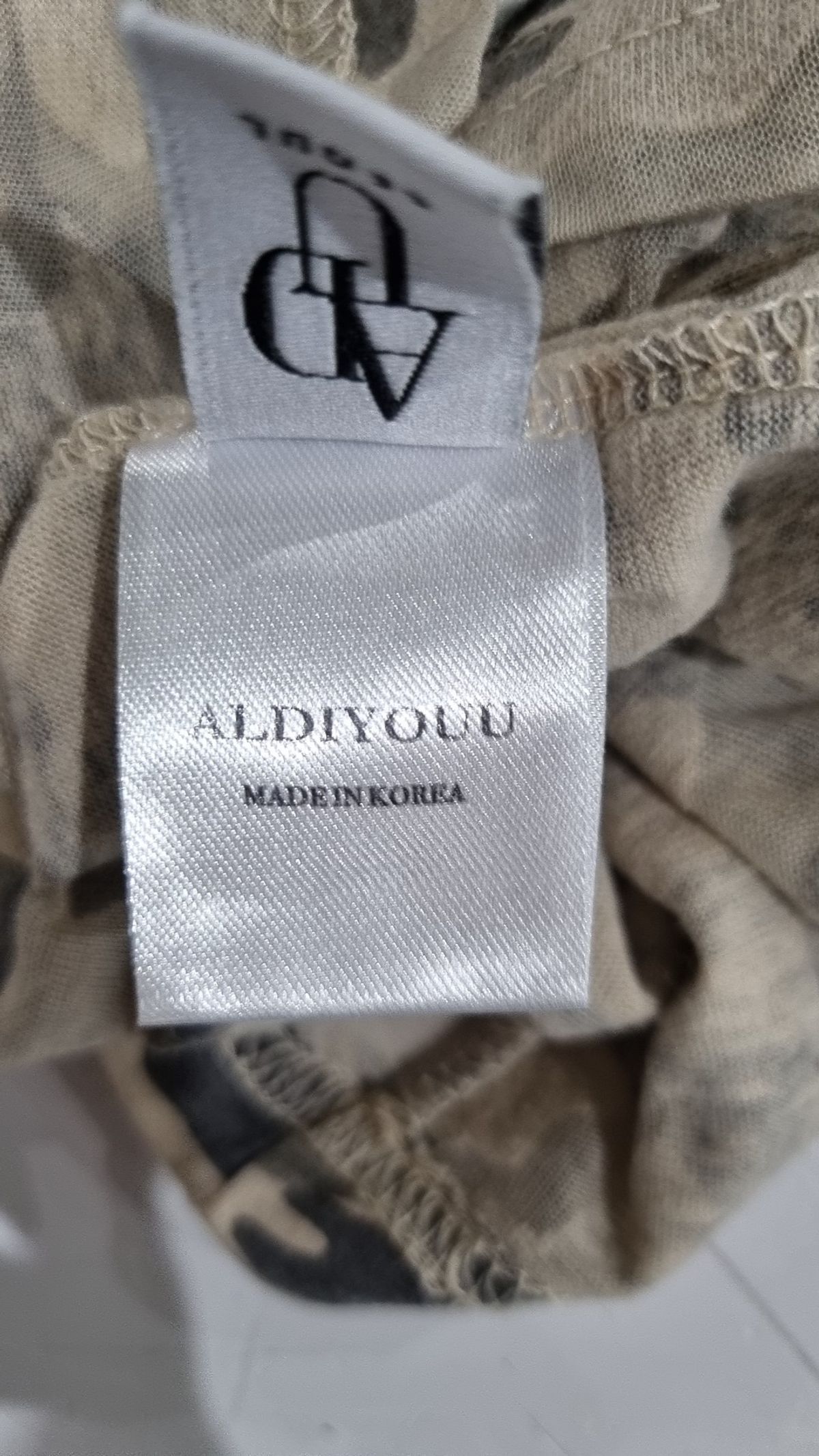 알디유(ALDIYOUU) 반소매 티셔츠 M