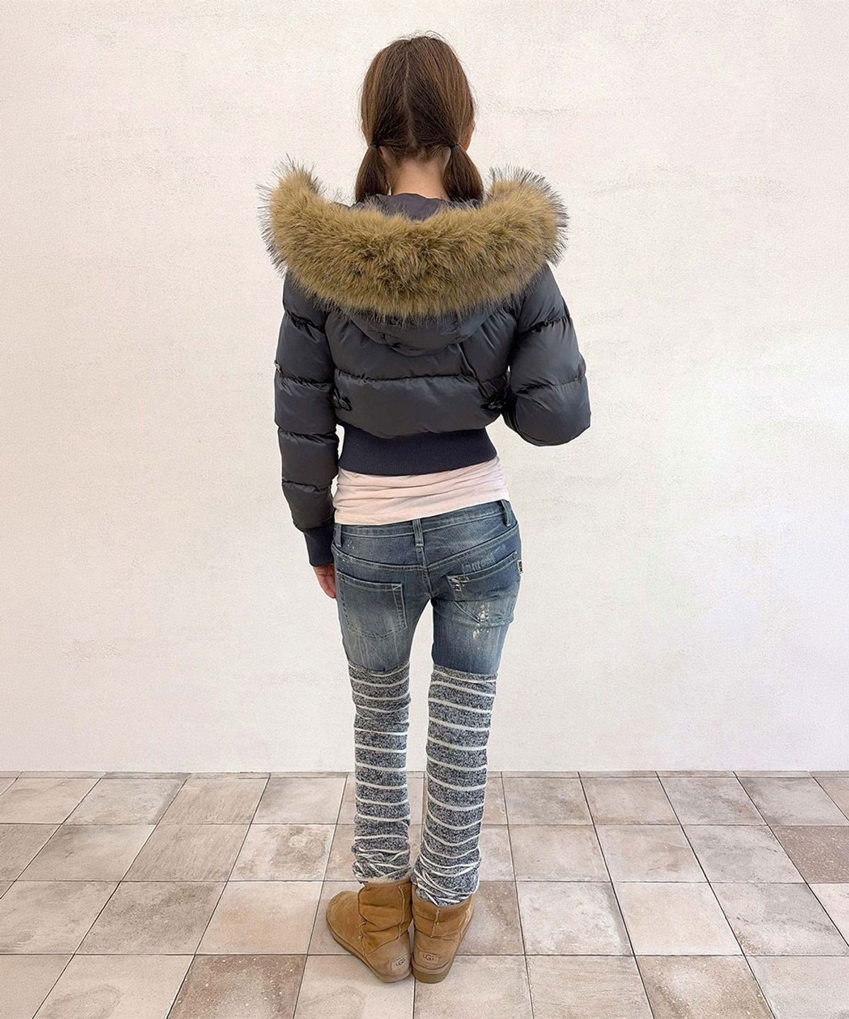 스컬프터(SCULPTOR) Cropped Hooded Puffer Charcoal
