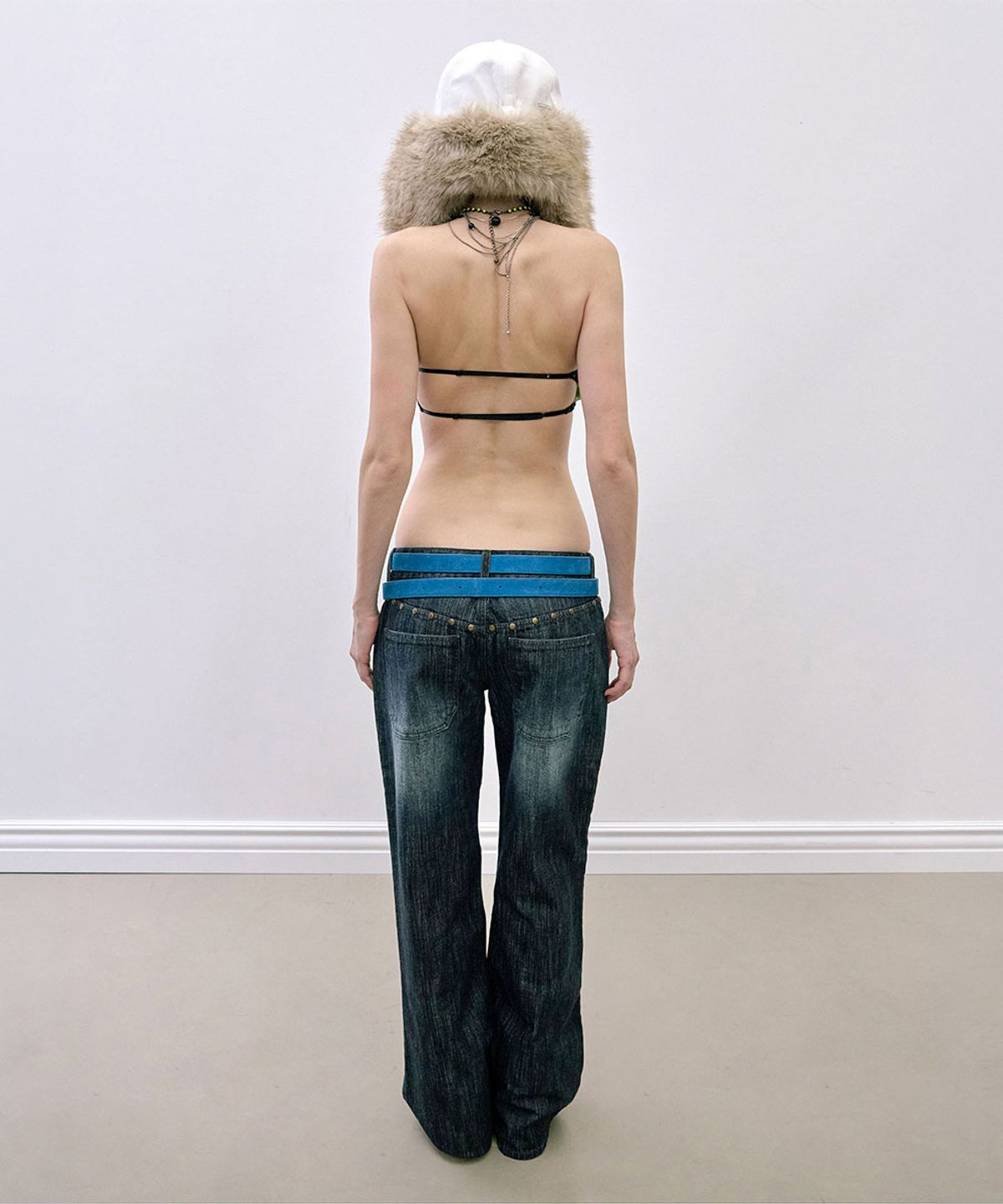 스컬프터(SCULPTOR) Stud Straight Jeans Faded Black