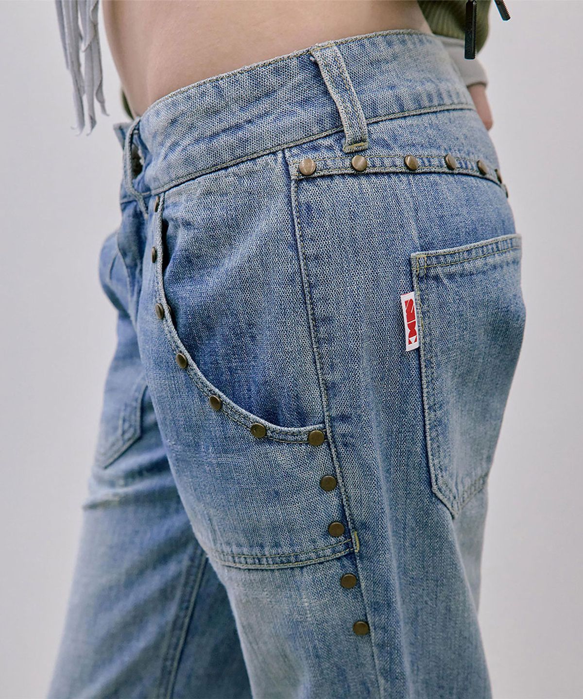 스컬프터(SCULPTOR) Stud Straight Jeans Light Blue