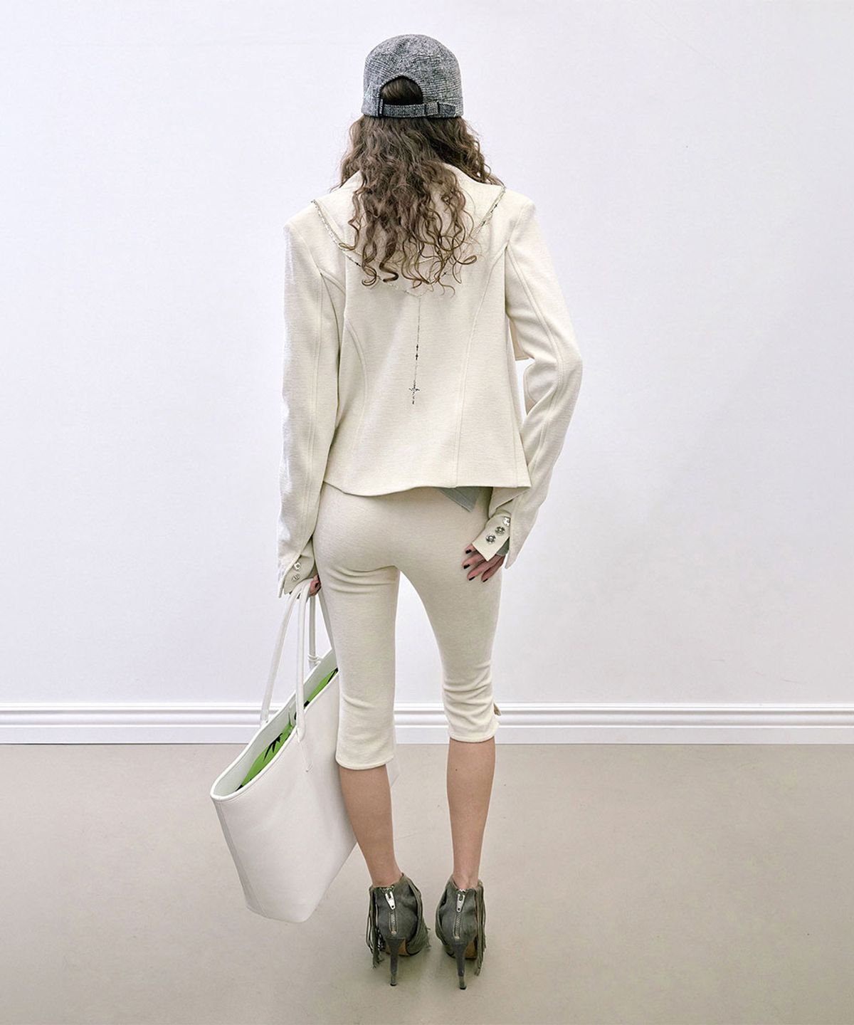 스컬프터(SCULPTOR) Mockneck Corduroy Jacket White