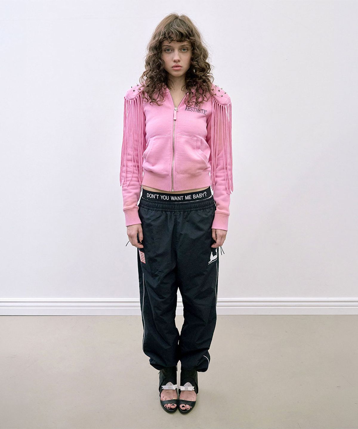 스컬프터(SCULPTOR) Padded Shoulder Zip-Up Hoodie Pink