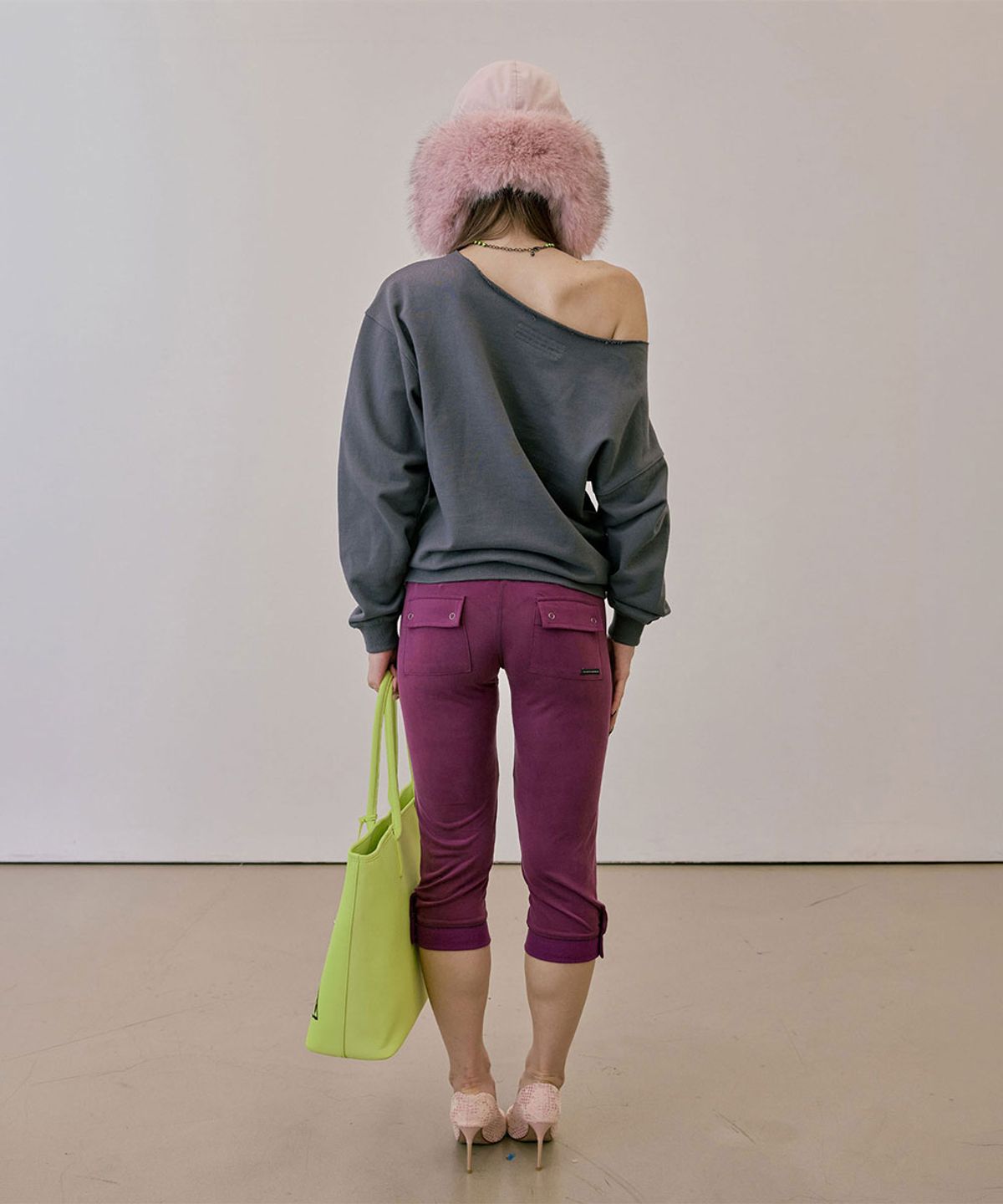 스컬프터(SCULPTOR) Love Pintuck Sweatshirt Charcoal