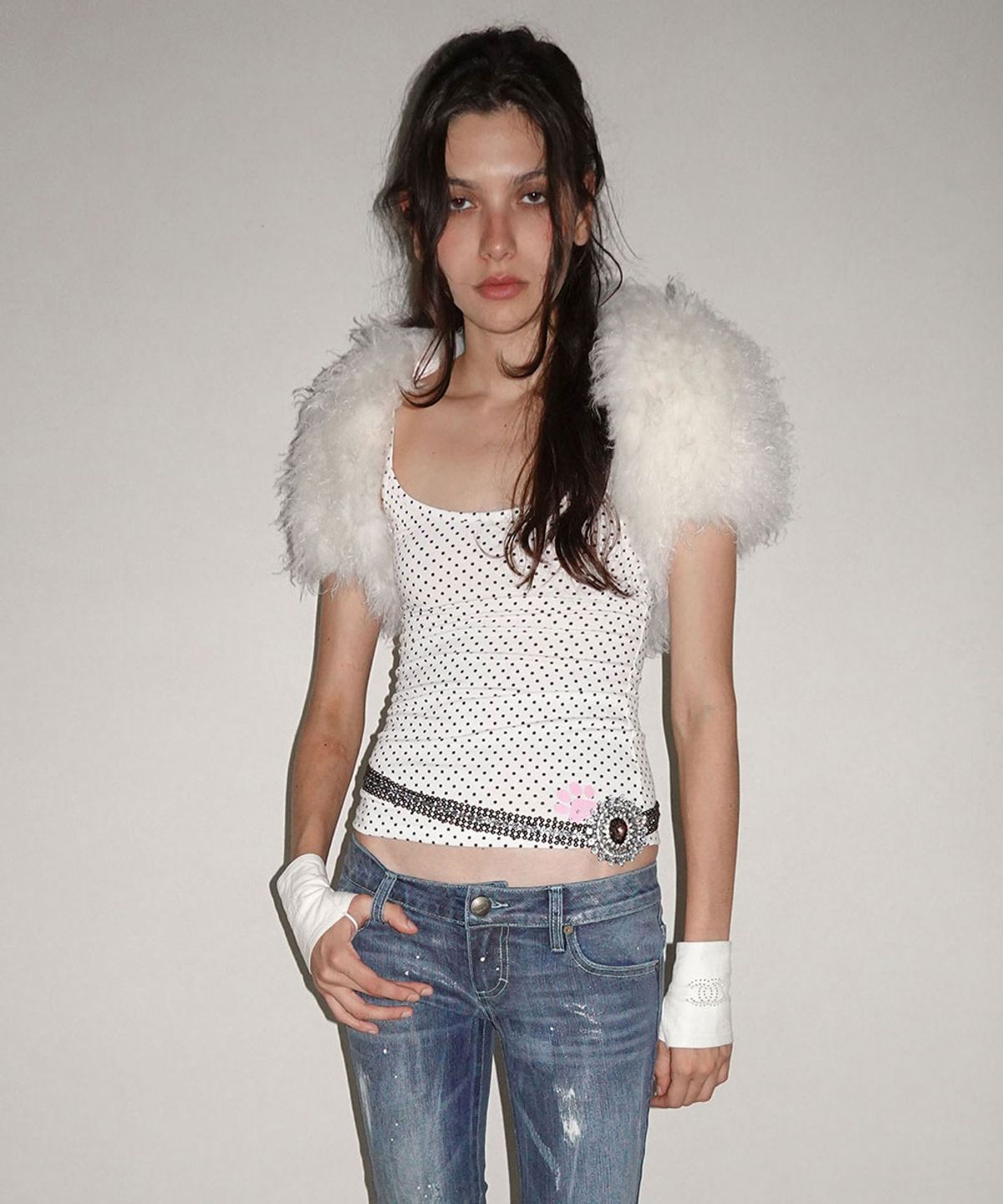 스컬프터(SCULPTOR) Sweet Kitty Dot Tank Top White