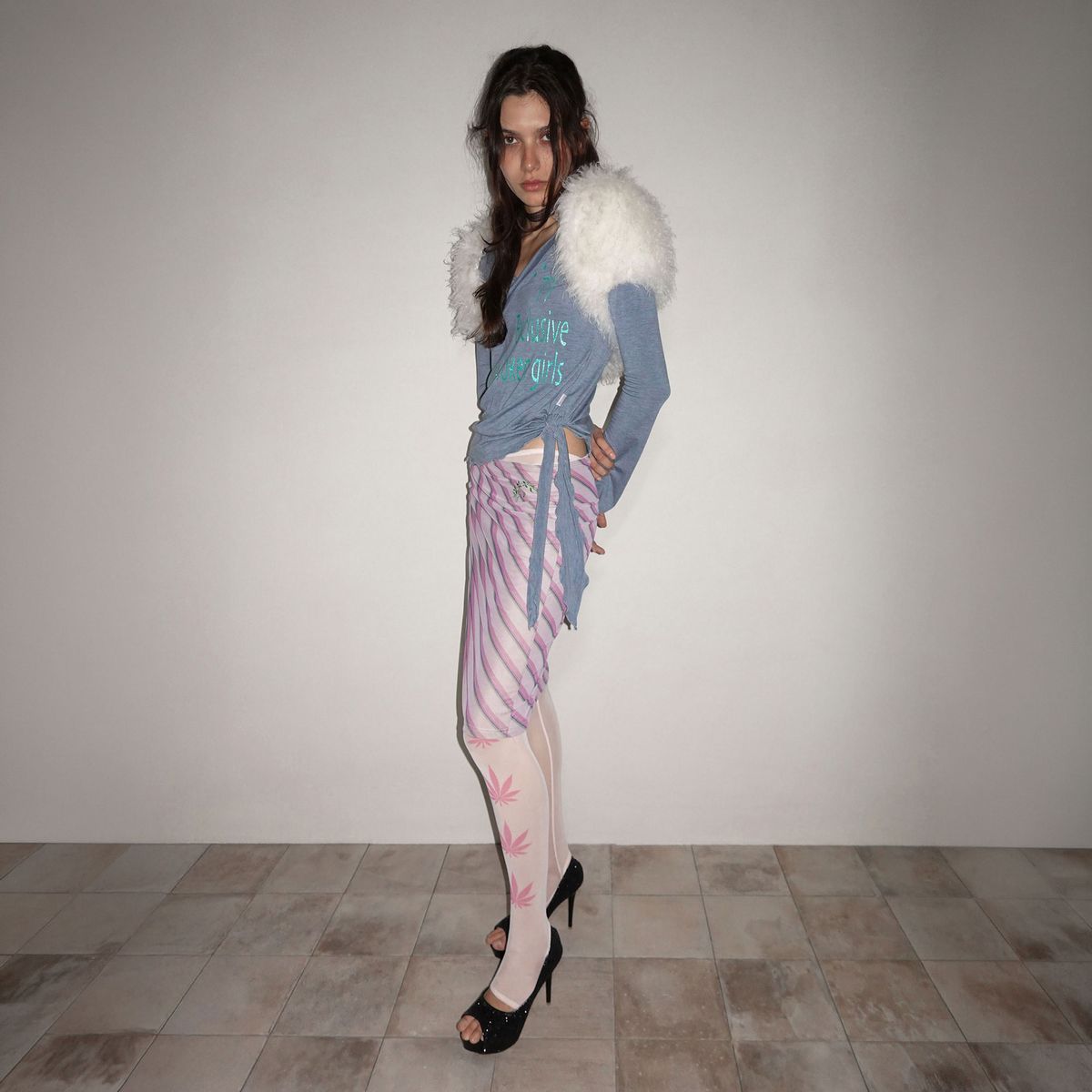 스컬프터(SCULPTOR) Glitter Wrap Top Dusty Blue