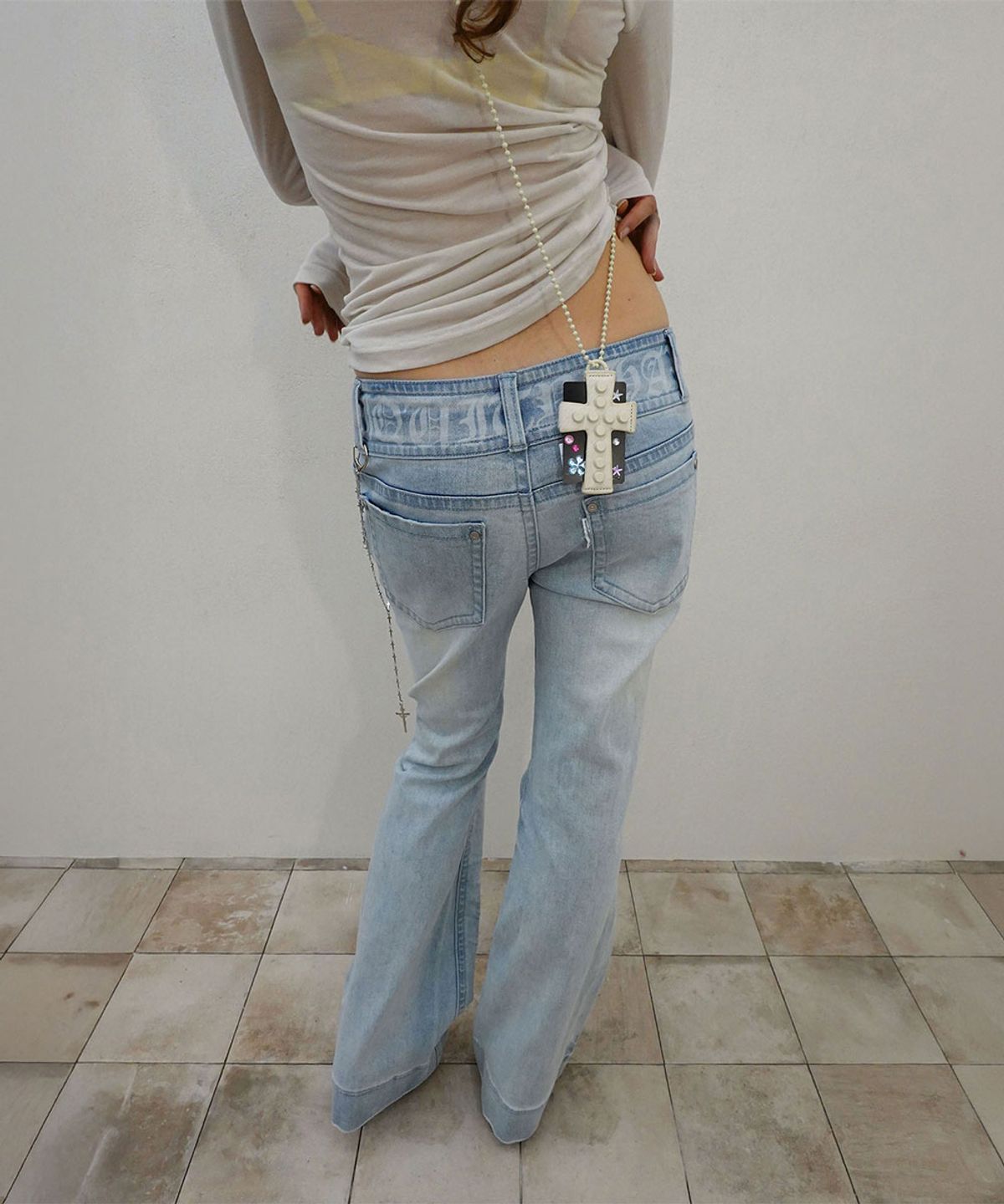 스컬프터(SCULPTOR) Cross Strap Wallet Pony White