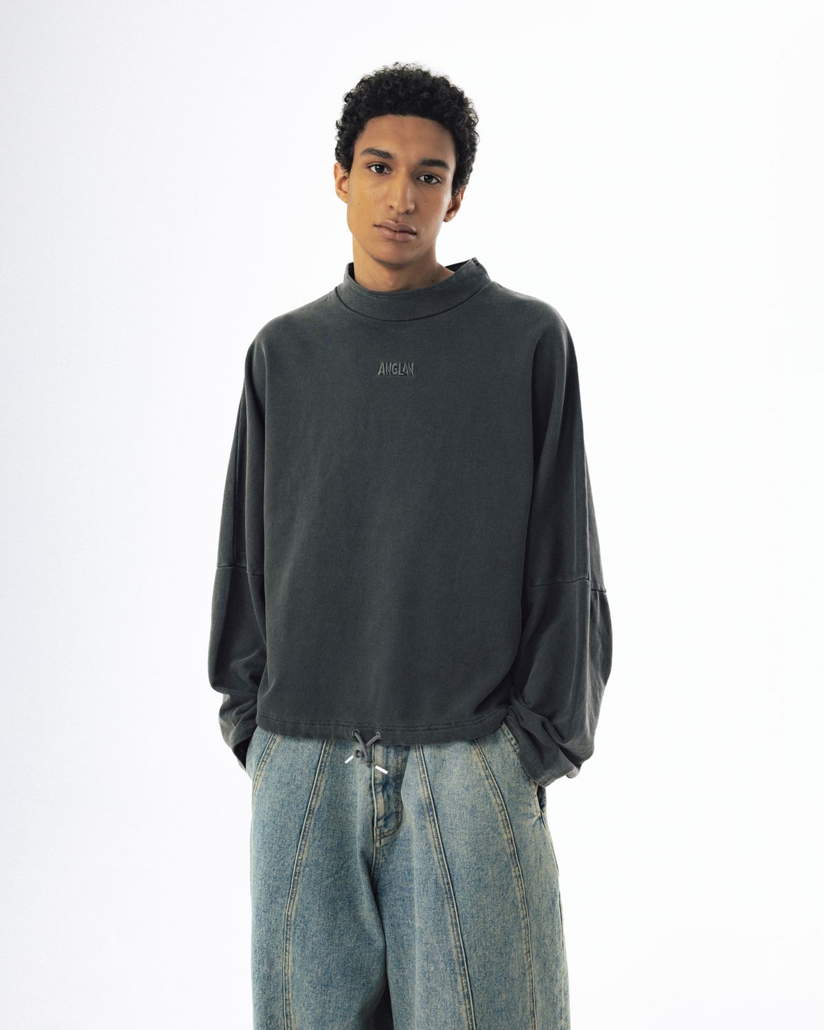 앵글런(ANGLAN) Pigment High-Neck Sweat Shirt - Washed Grey