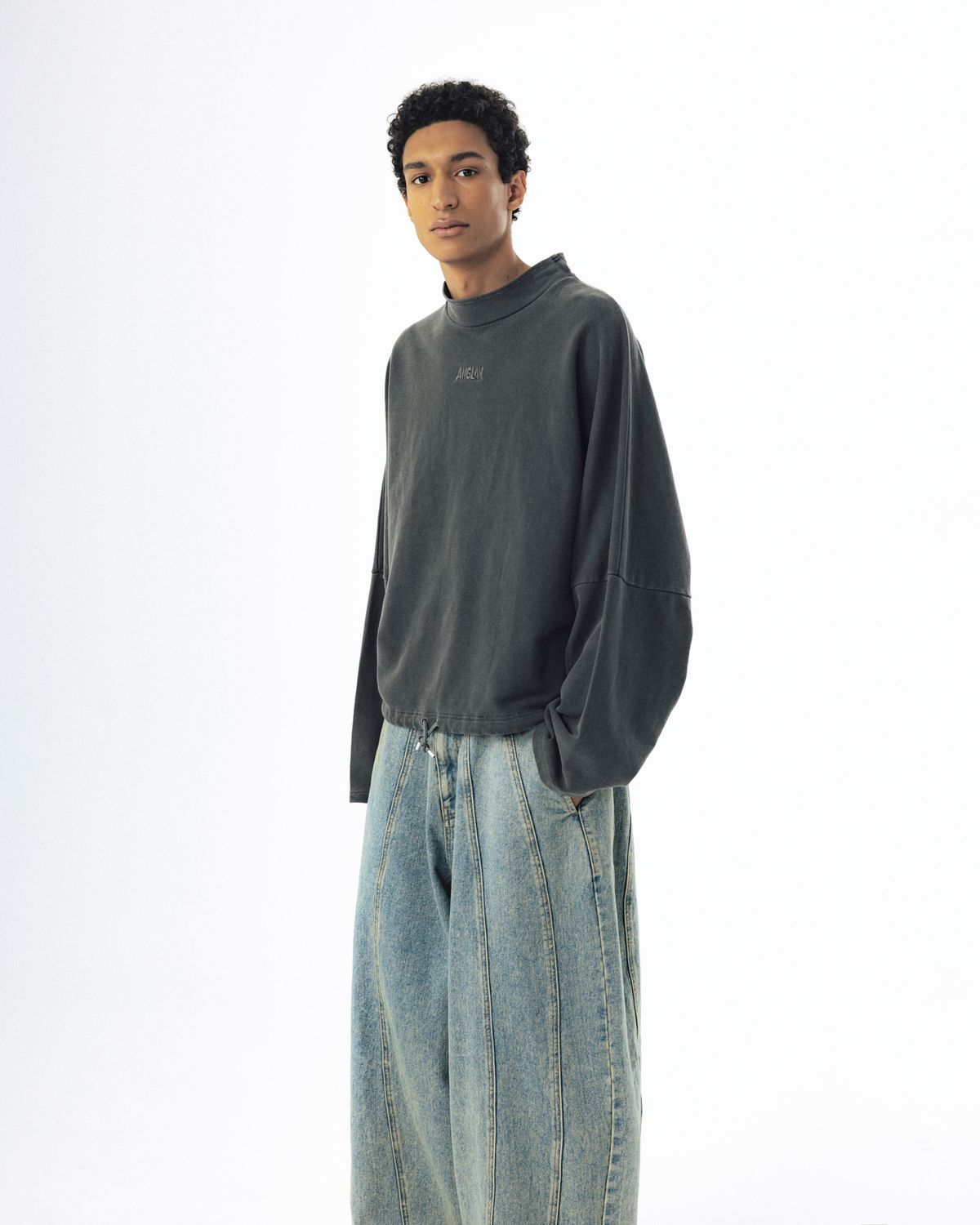 앵글런(ANGLAN) Pigment High-Neck Sweat Shirt - Washed Grey